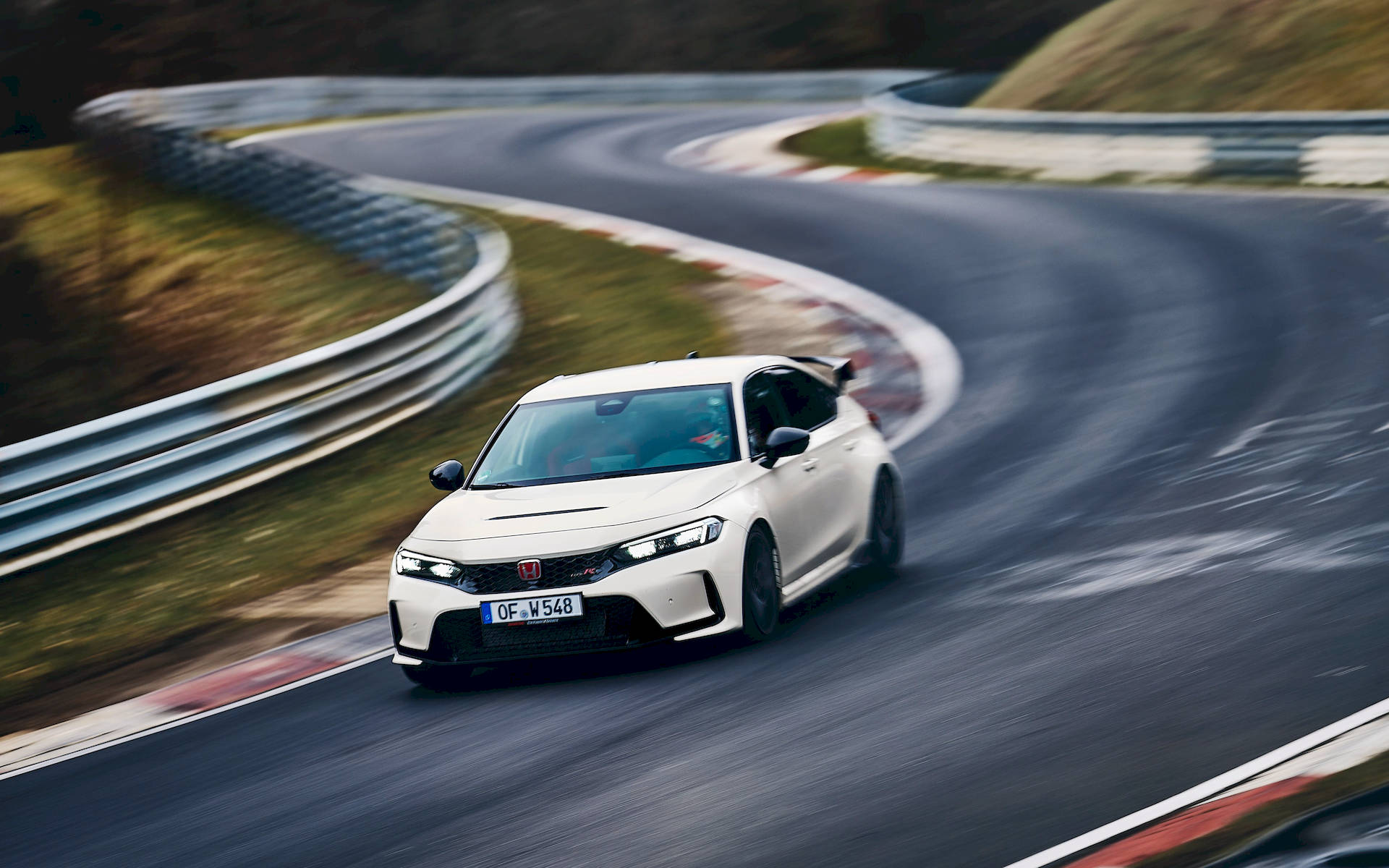 01-2023-honda-civic-type-r-at-nurburgring-64404f87aa632.jpg
