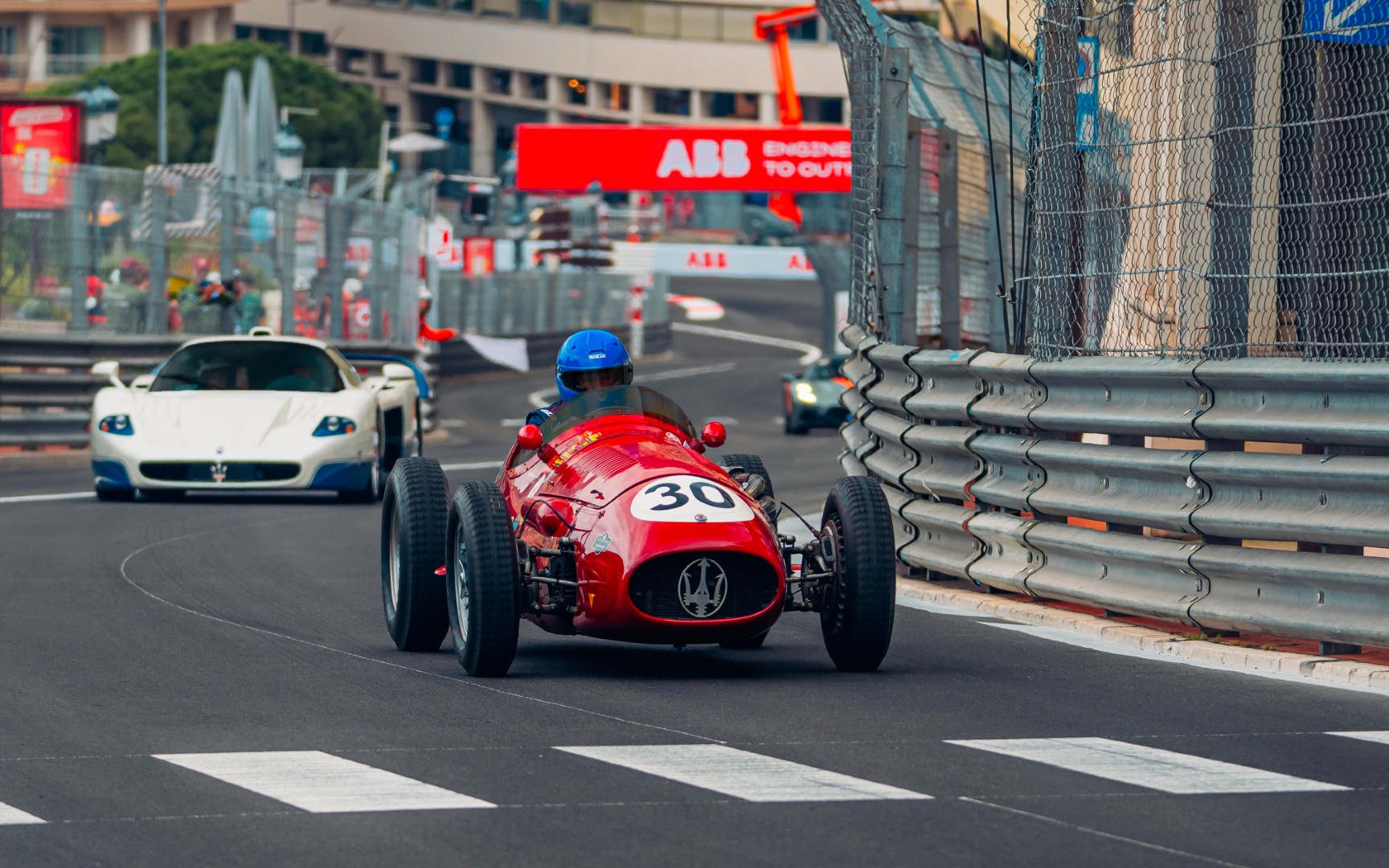 02__Maserati Parade_Monaco City Circuit (Large).jpg