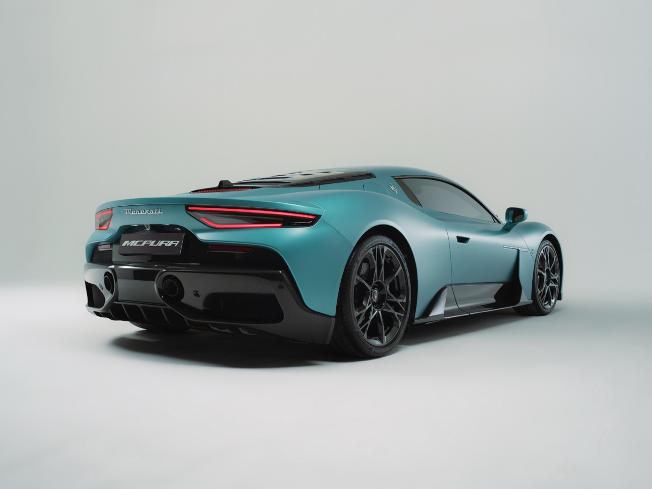 (03)_Maserati MCPURA Large.jpeg