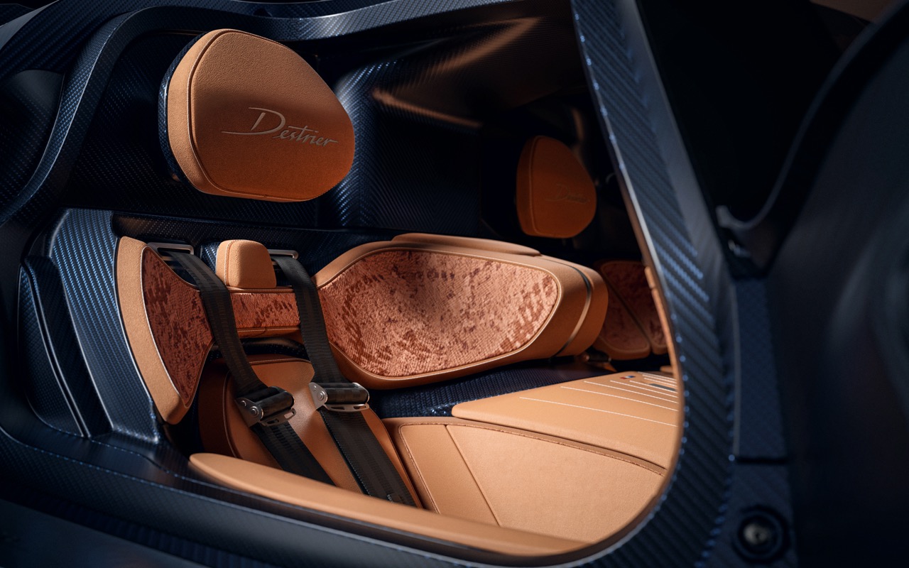 10 BUGATTI-Solitaire-Destrier Large.jpeg