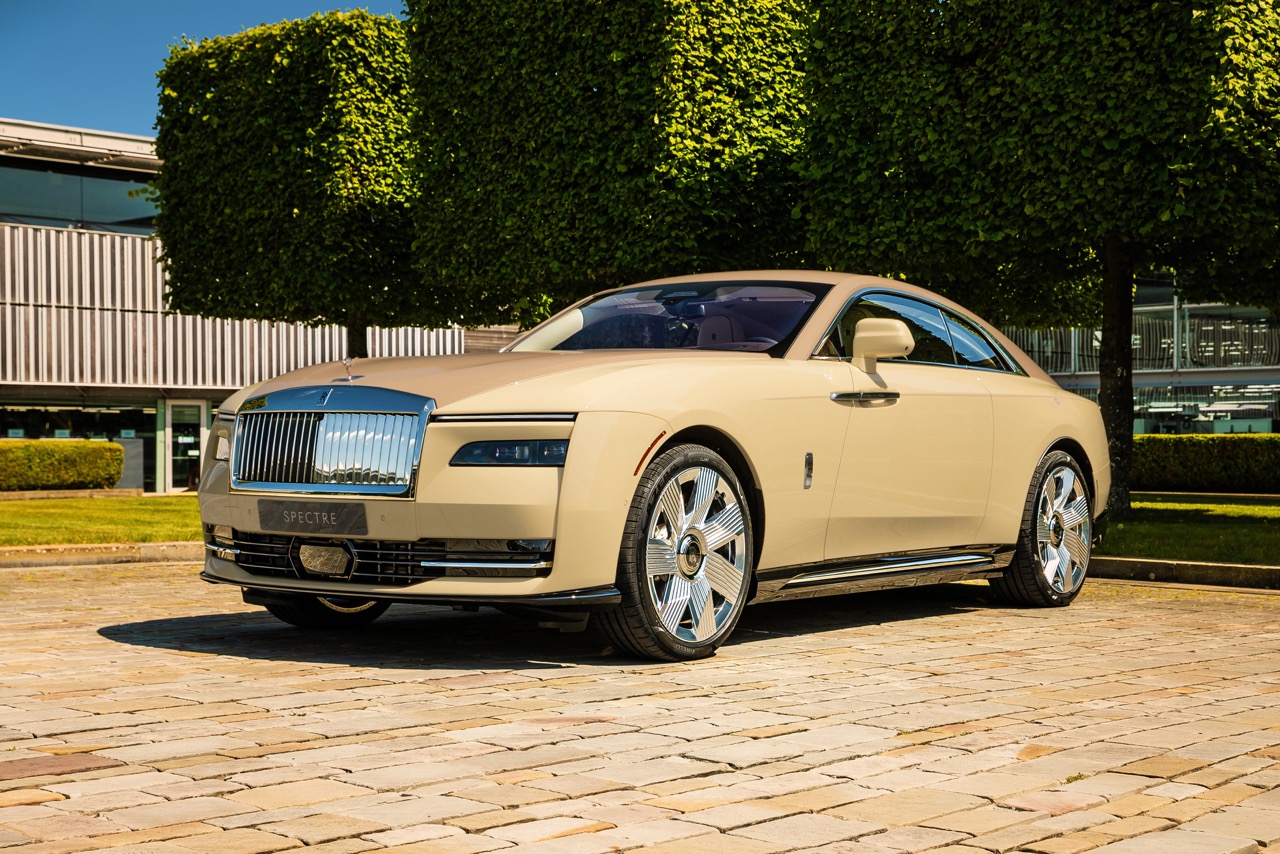 10. Rolls-Royce Spectre Bailey Large.jpeg