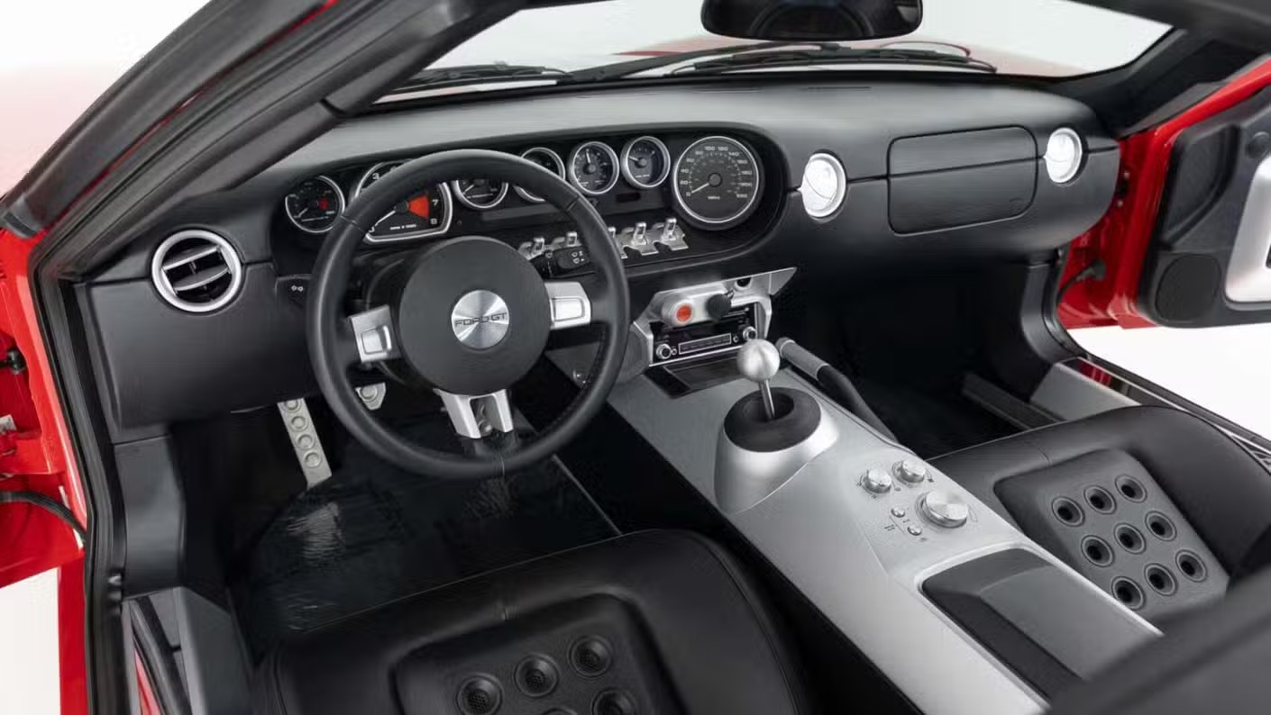 2005-ford-gt-interior-dg-8-2.jpeg