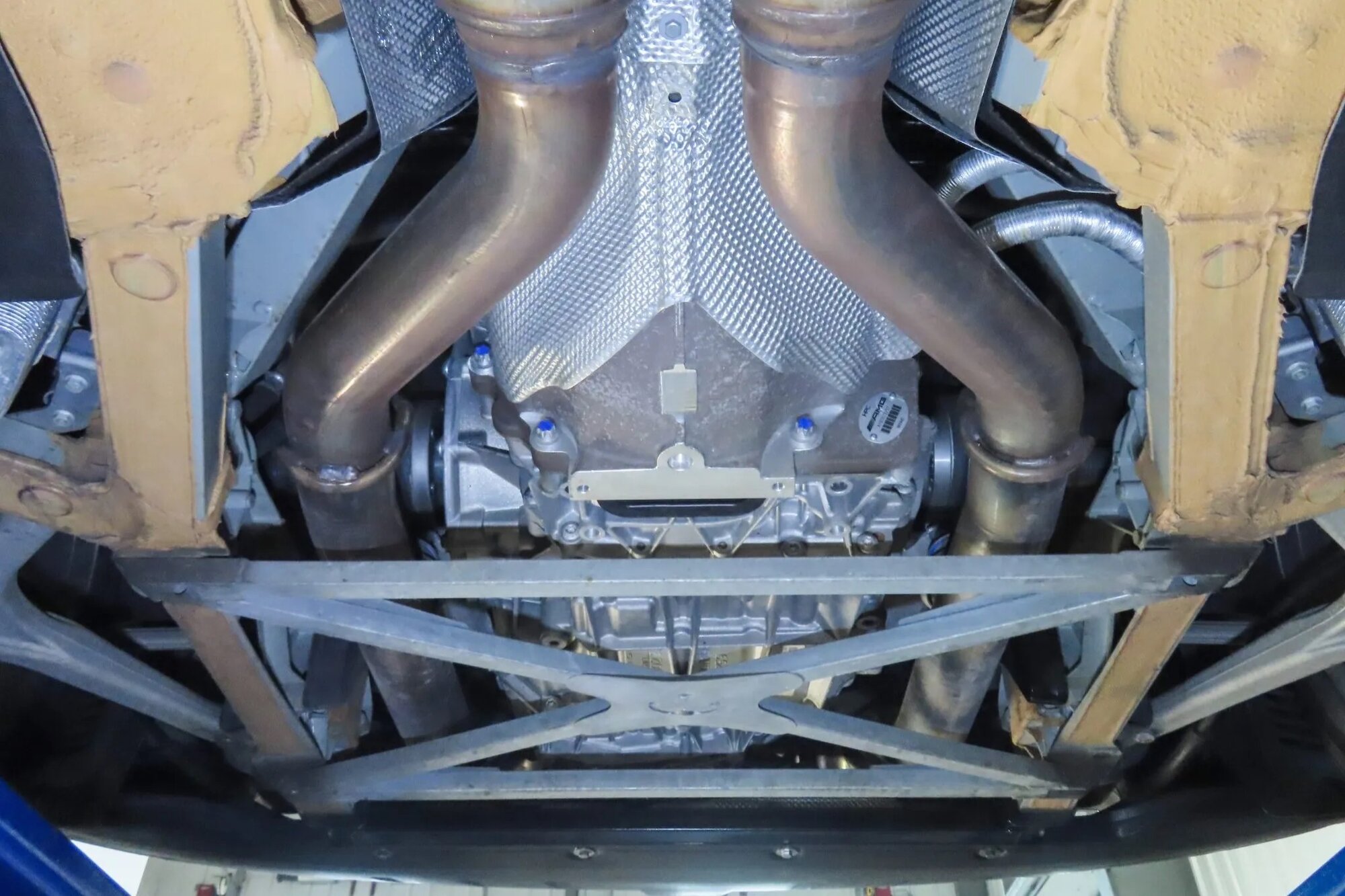 2011_mercedes-benz_sls-amg_img-3120-61132.jpeg