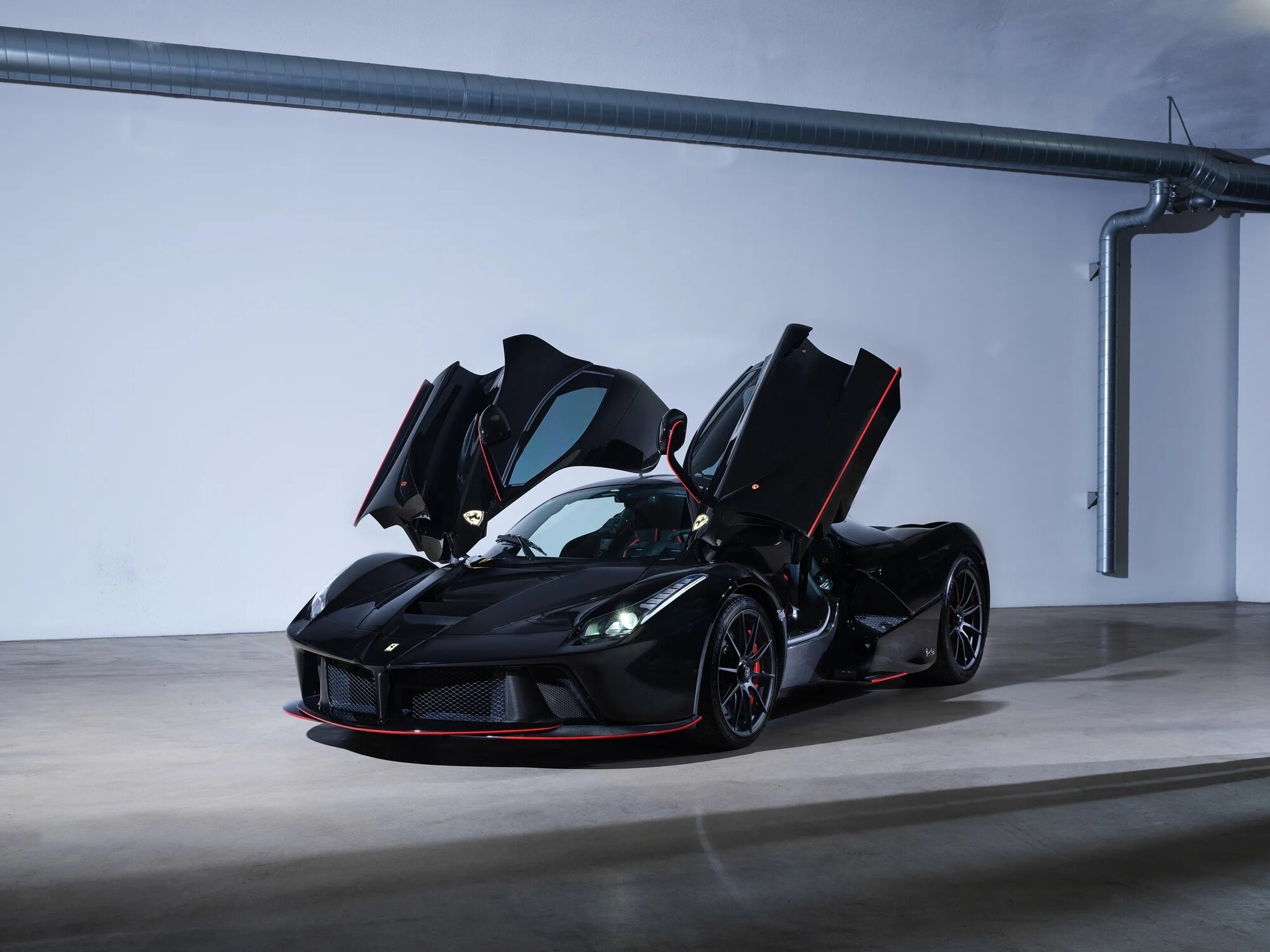 2014-LaFerrari-Felipe-Massa-8.jpeg