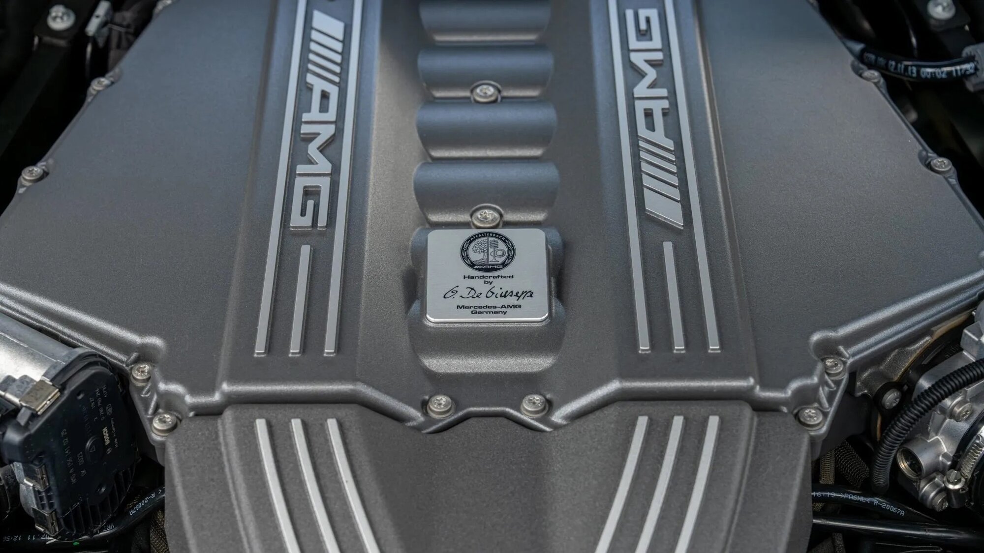 2015_mercedes-benz_sls-amg-gt-final-edition-anh-4.jpg