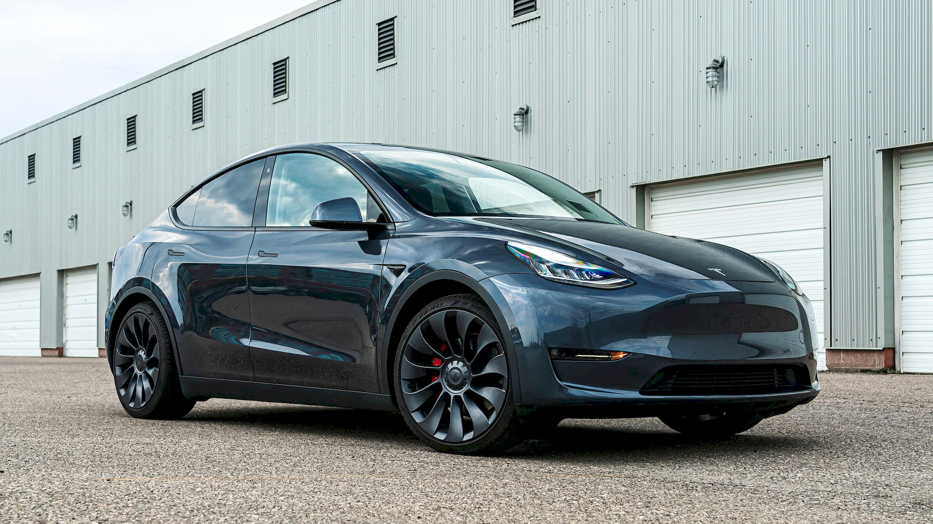 2020-tesla-model-y-performance-110.jpg