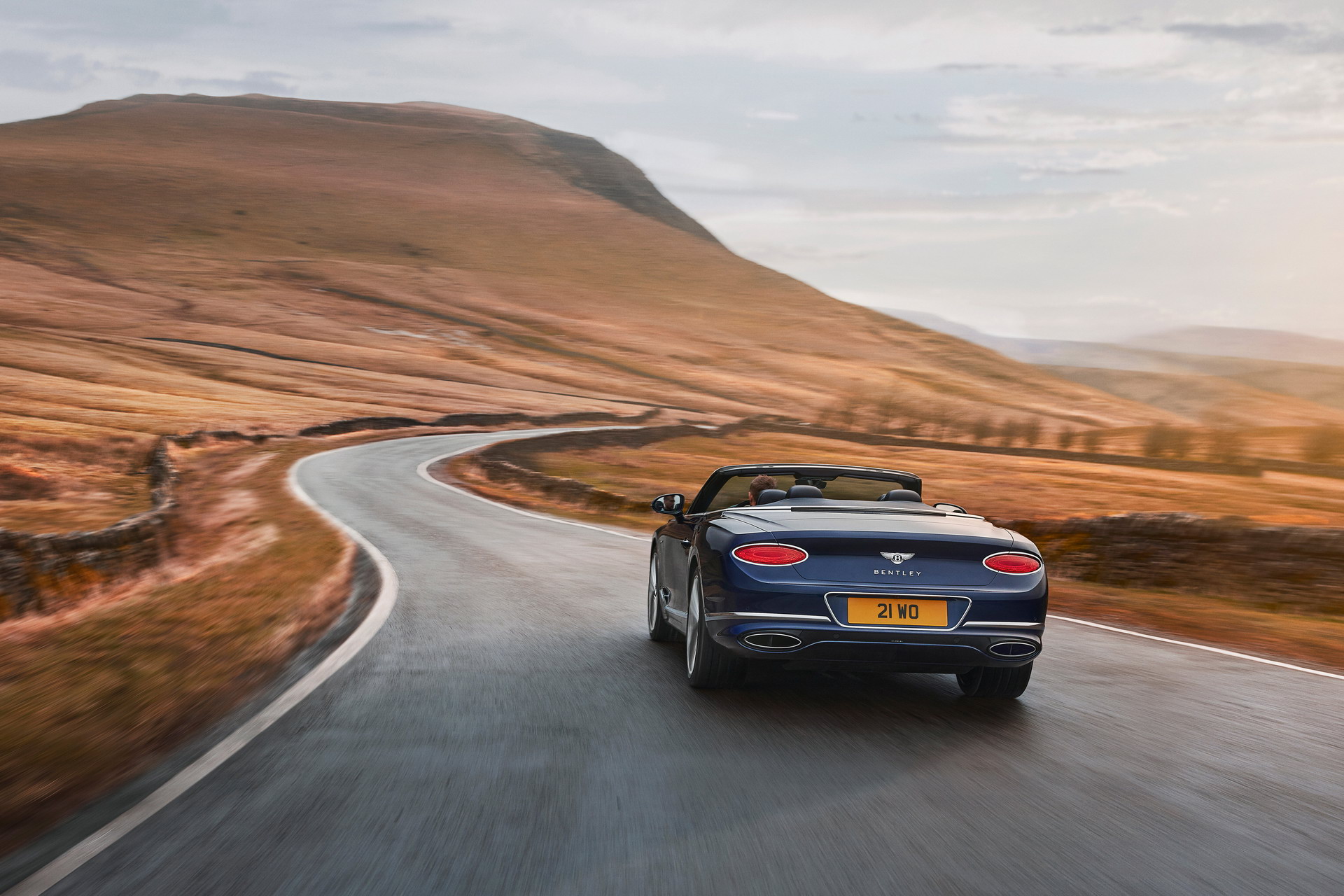 2021 Bentley Continental GT Speed Convertible (4).jpg