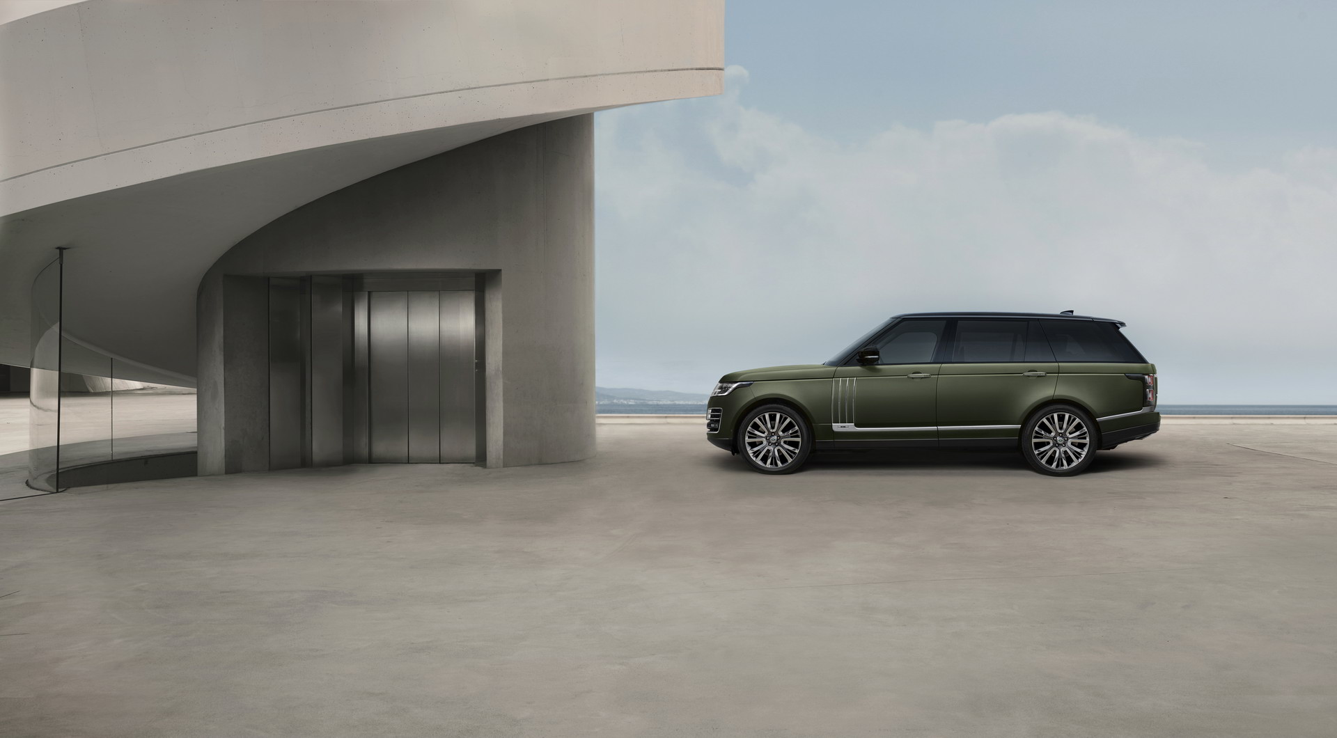2021-range-rover-svautobiography-ultimate-editions-2.jpg