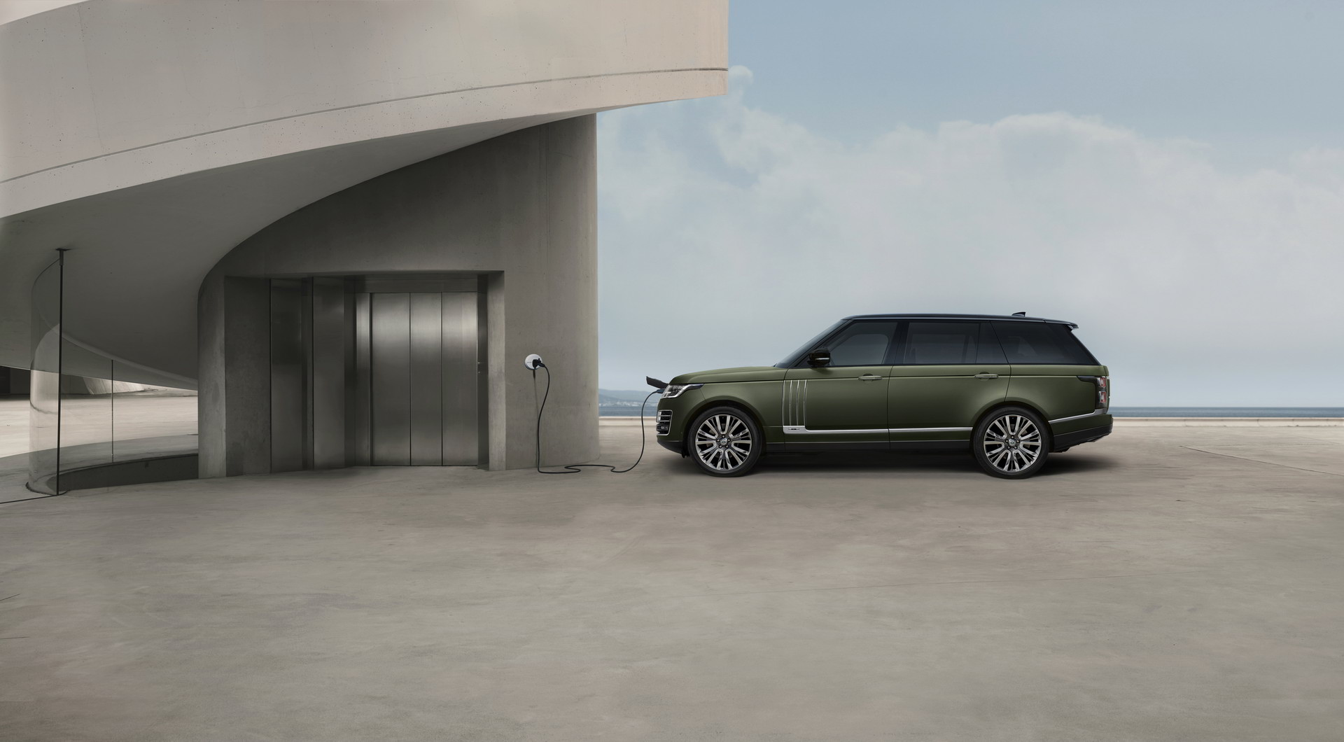 2021-range-rover-svautobiography-ultimate-editions-3.jpg