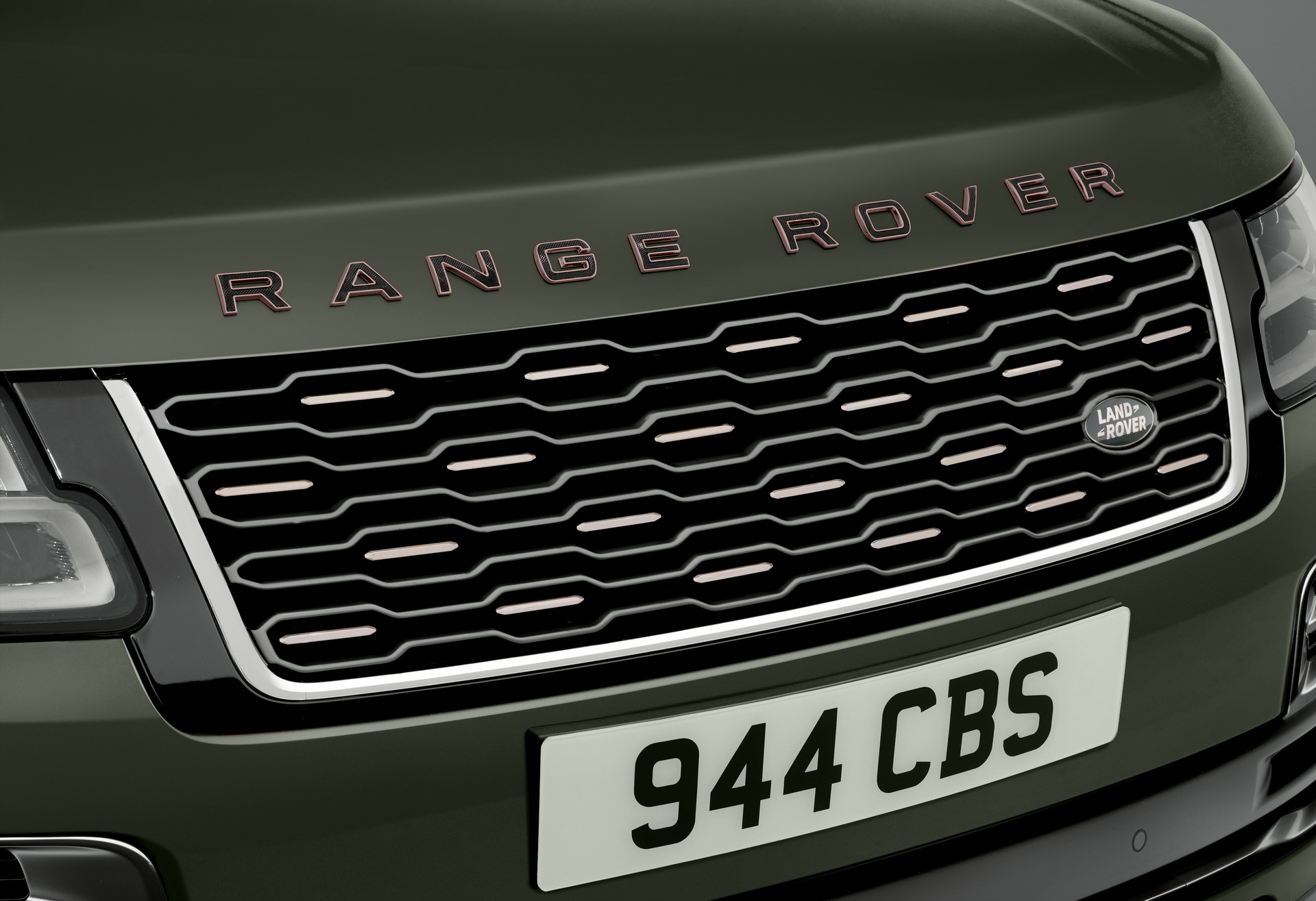 2021-range-rover-svautobiography-ultimate-editions-7.jpg