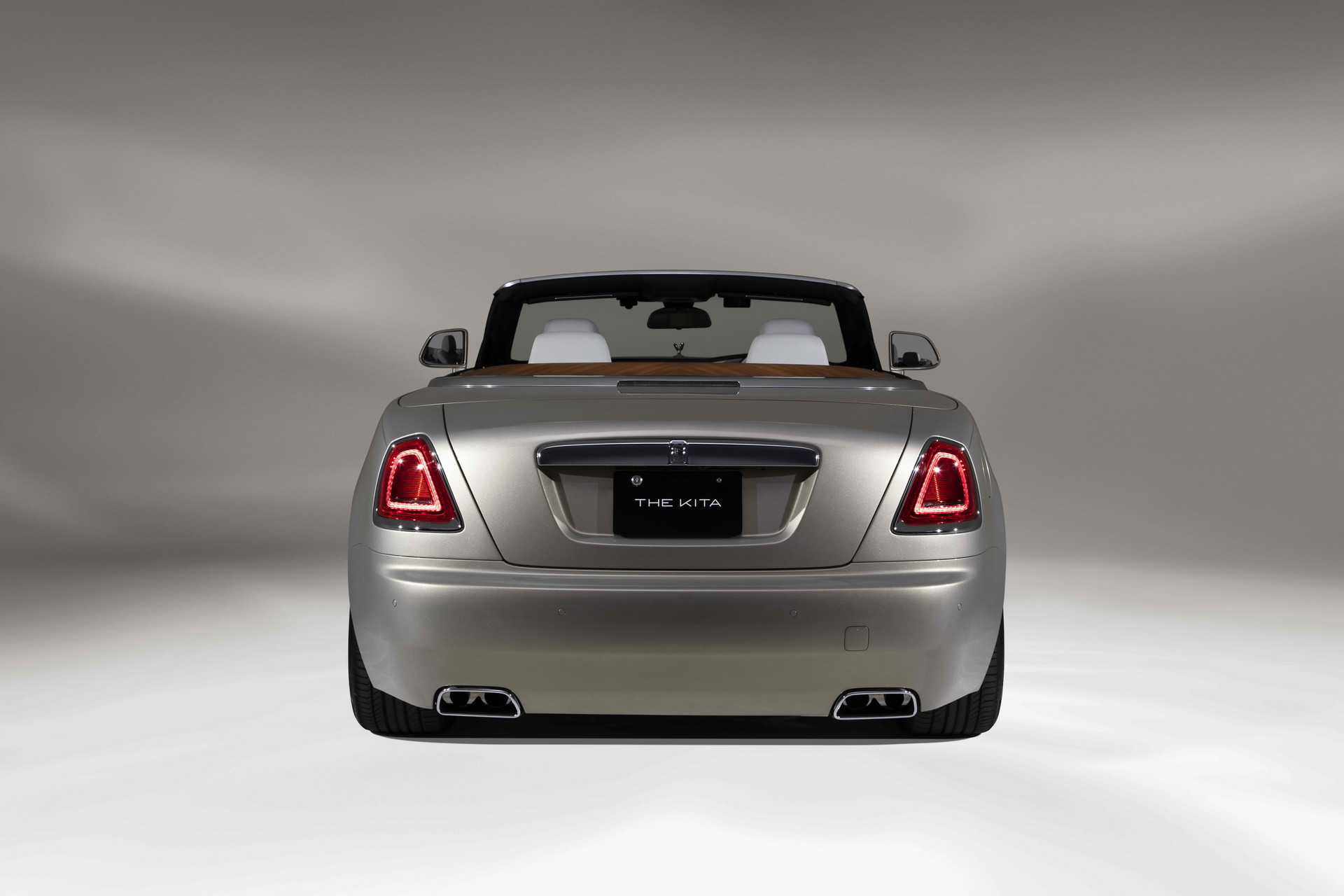 2021-rolls-royce-dawn-the-kita-tea-house-kengo-kuma-4.jpg