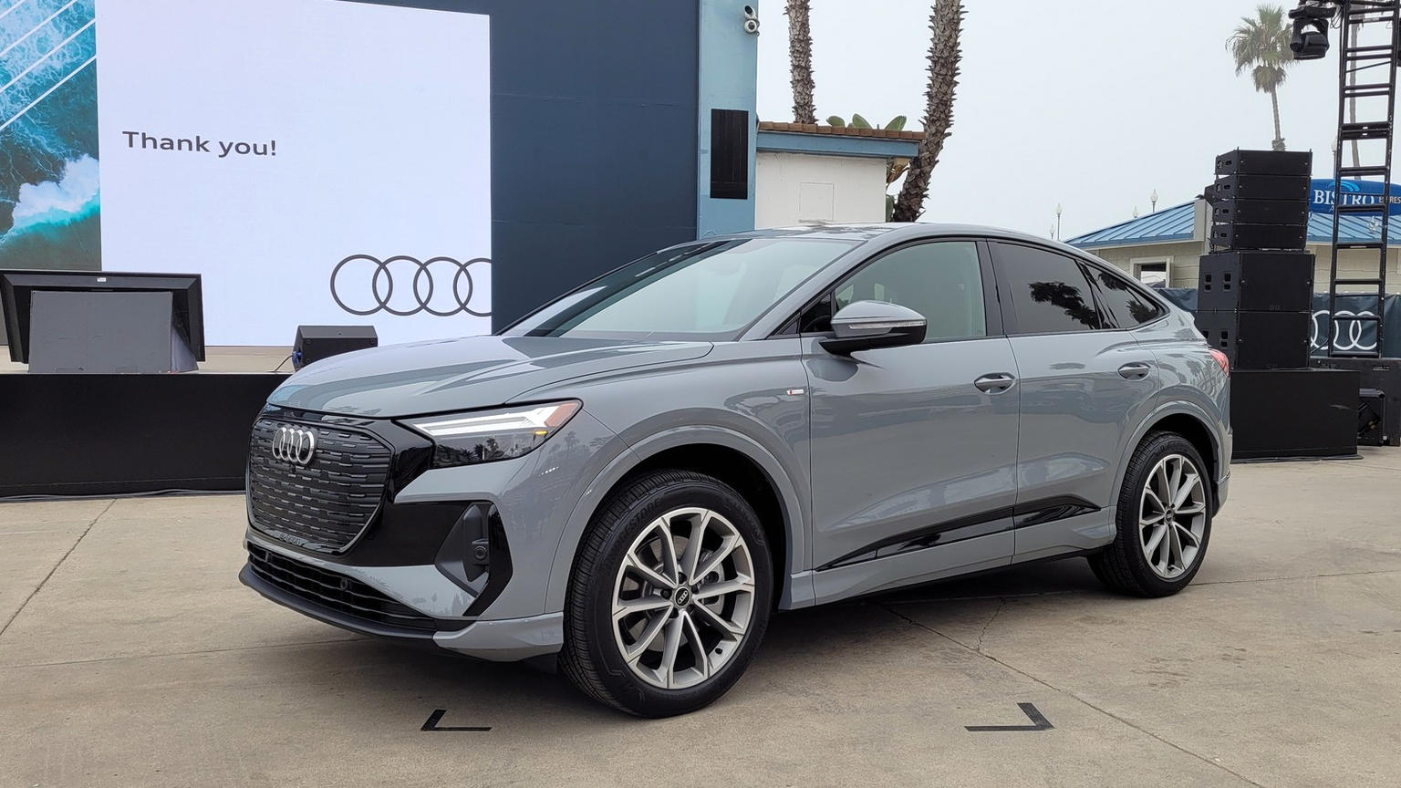 2022-Audi-Q4-e-tron-1.jpg