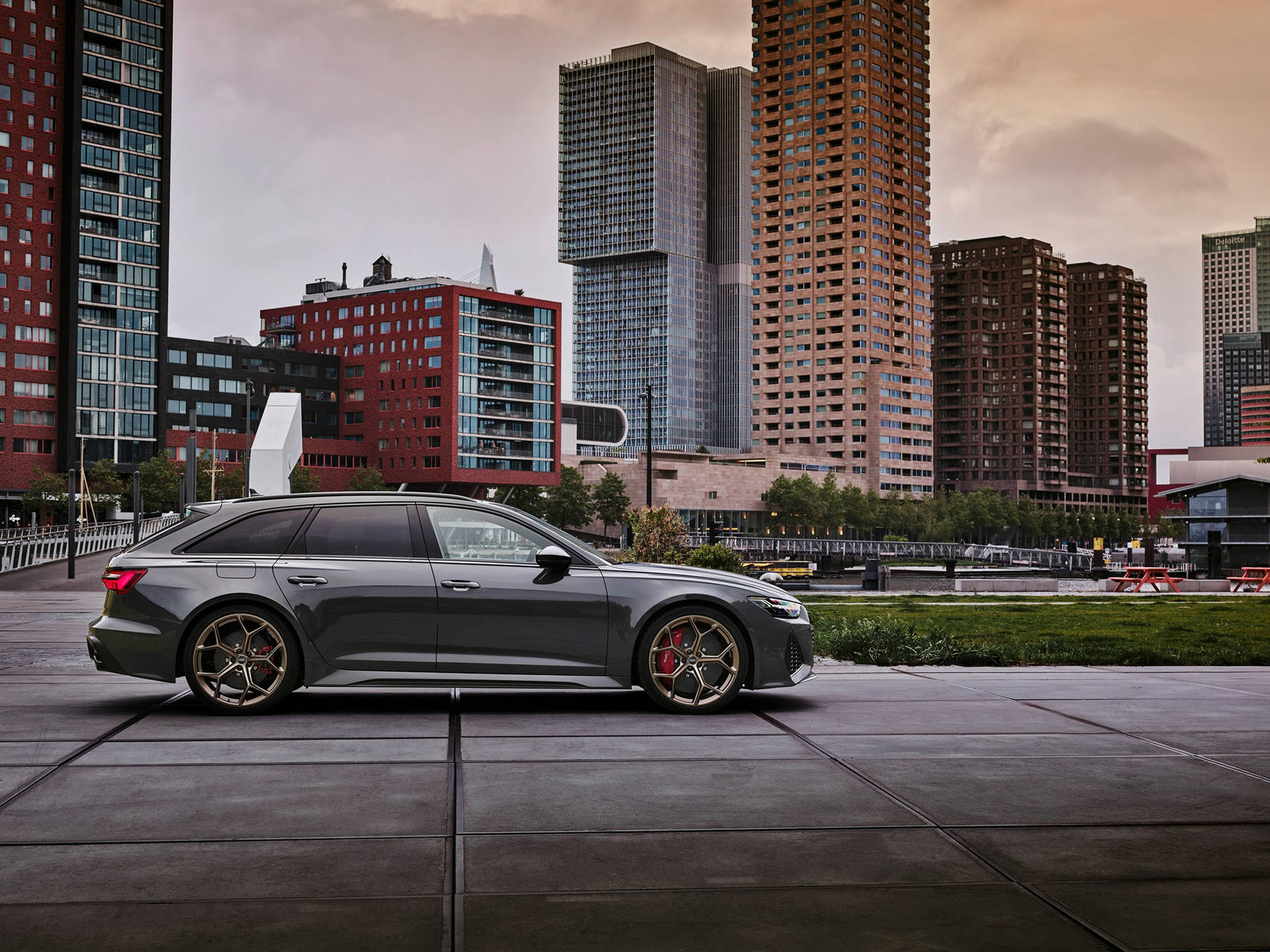 2023-Audi-RS6-RS7-Performance-540.jpg