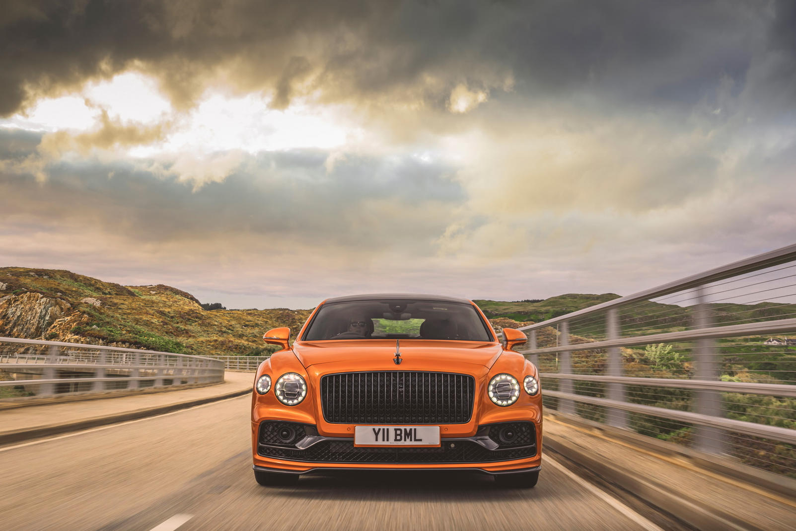 2023-Bentley-Flying-Spur-Speed-11.jpg