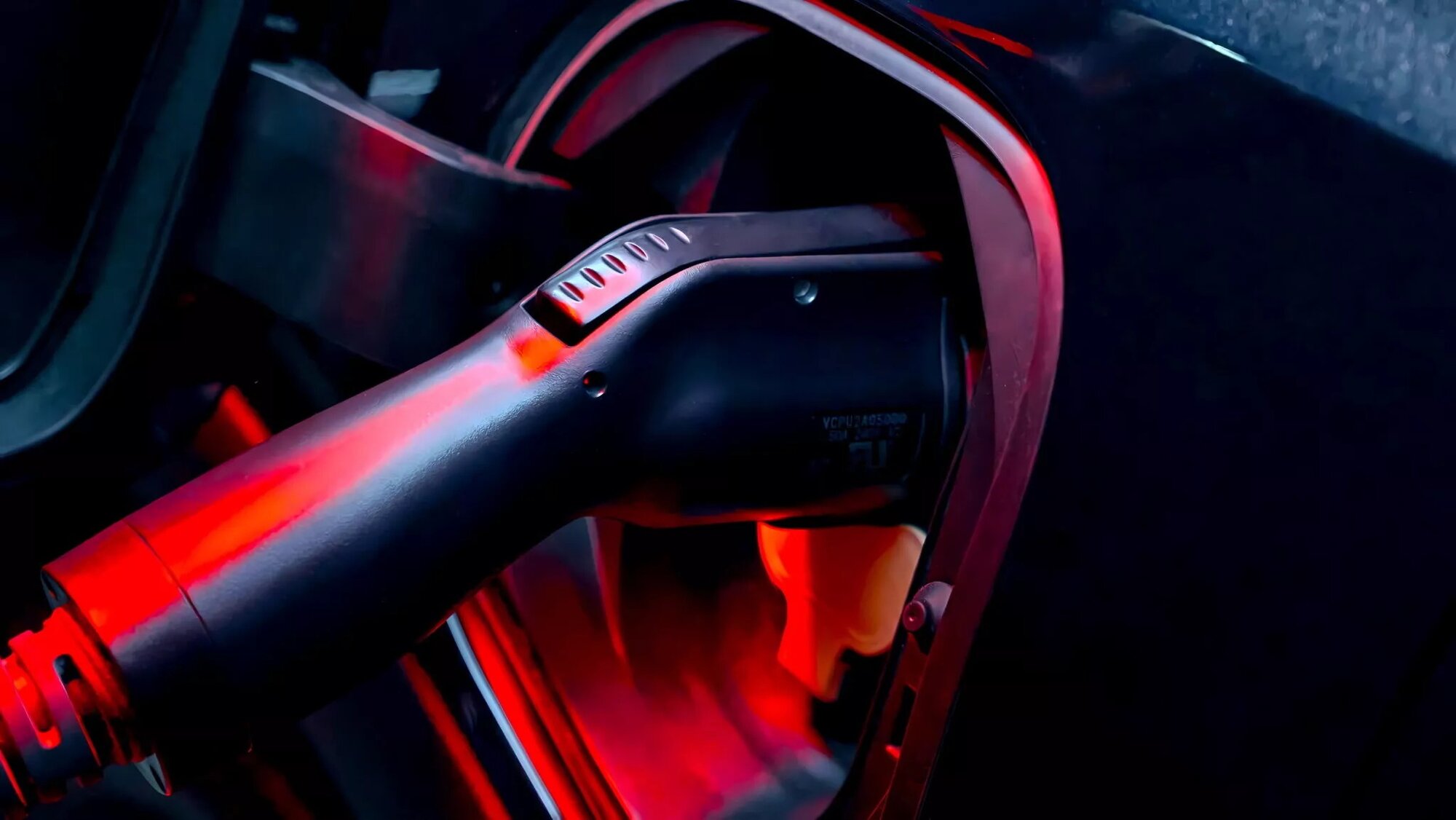 2023-Chevrolet-Bolt-EUV-Redline-Edition-004-copy_upscayl_2x_digital-art-4x-copy-2048x1153.jpeg