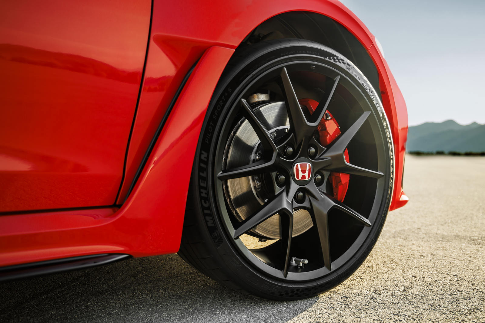2023-Honda-Civic-Type-R-5.jpg