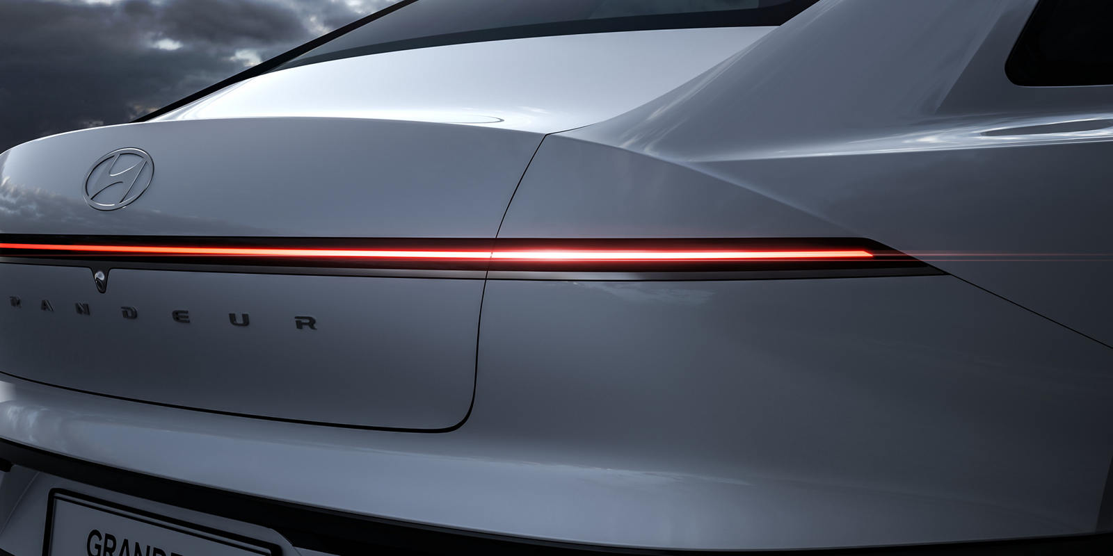 2023-Hyundai-Grandeur-7.jpg