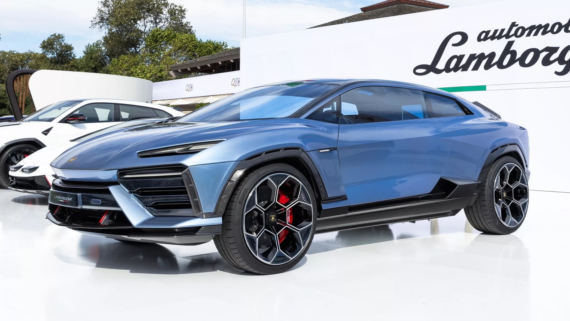 2023-Lamborghini-Lanzador-Concept-5.jpeg