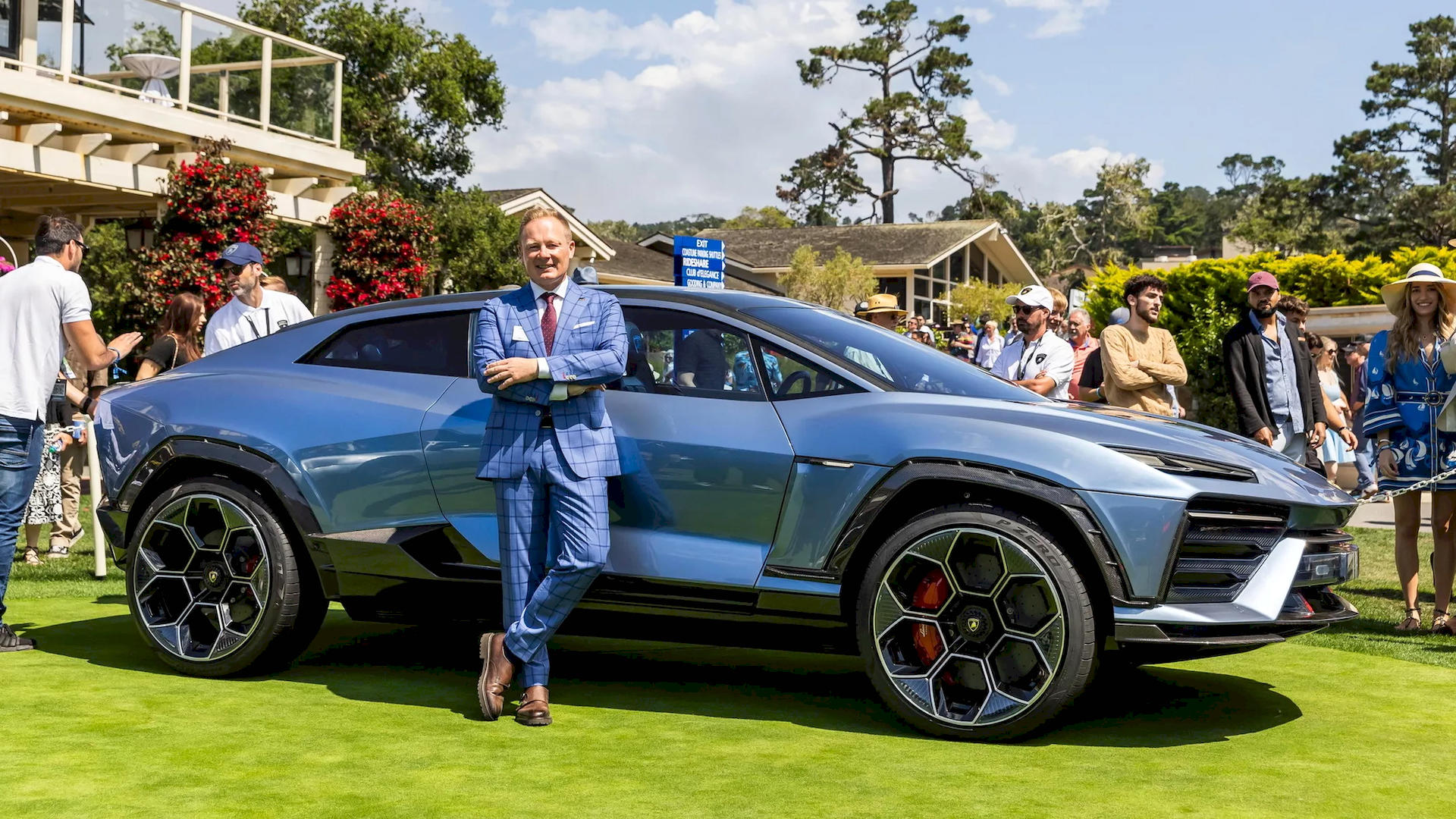 2023-lamborghini-lanzador-concept-monterey-11.jpg