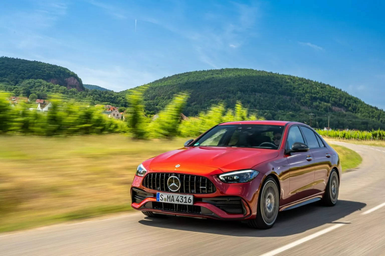 2023-Mercedes-AMG-C43-28-1536x1024.jpg