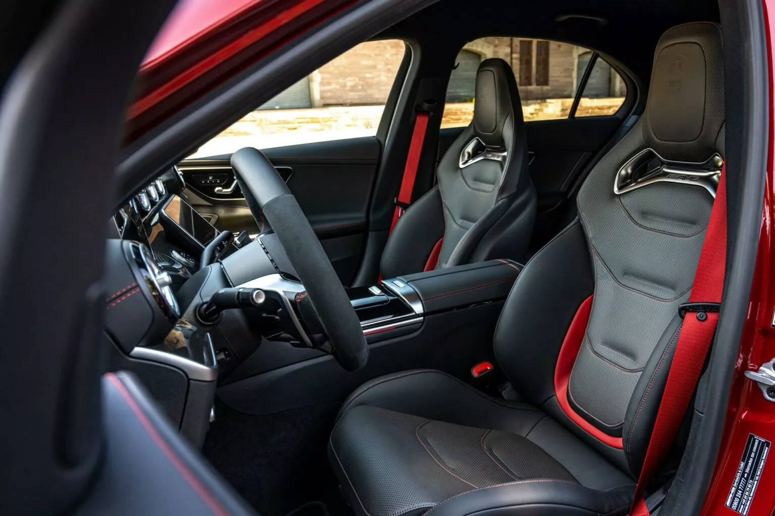 2023-Mercedes-AMG-C43-31-1536x1024.jpg