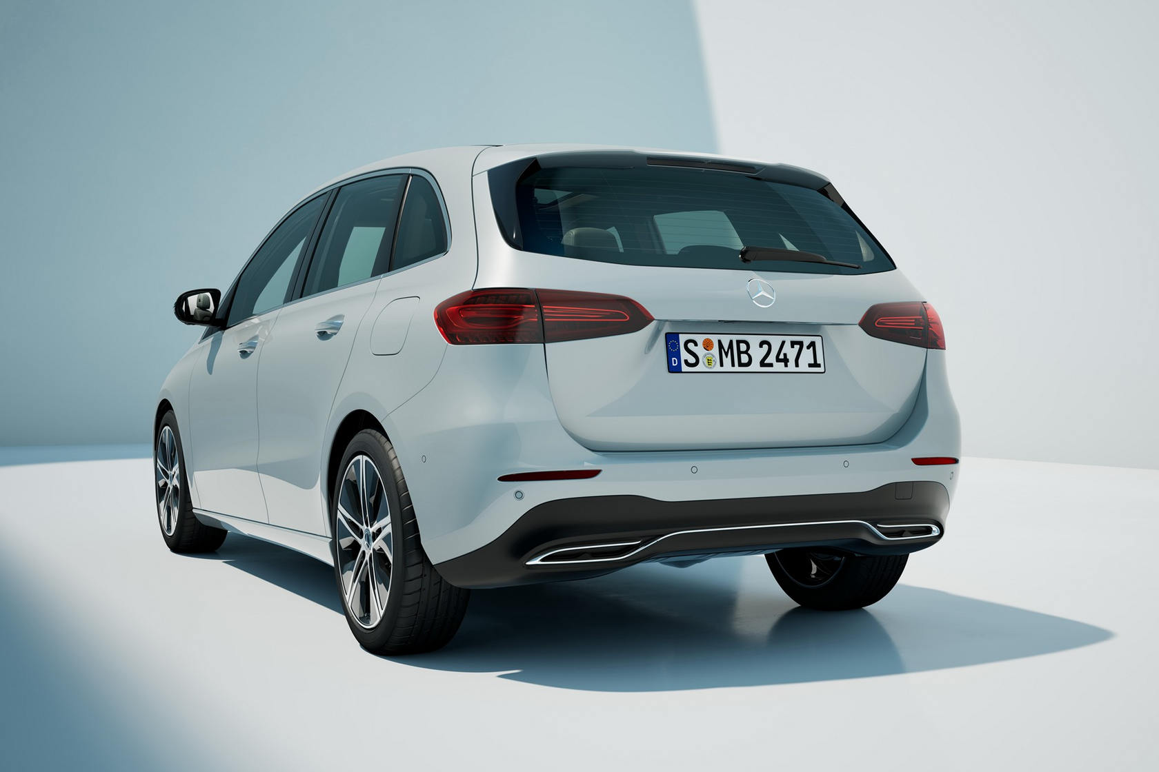 2023-Mercedes-B-Class-1.jpg