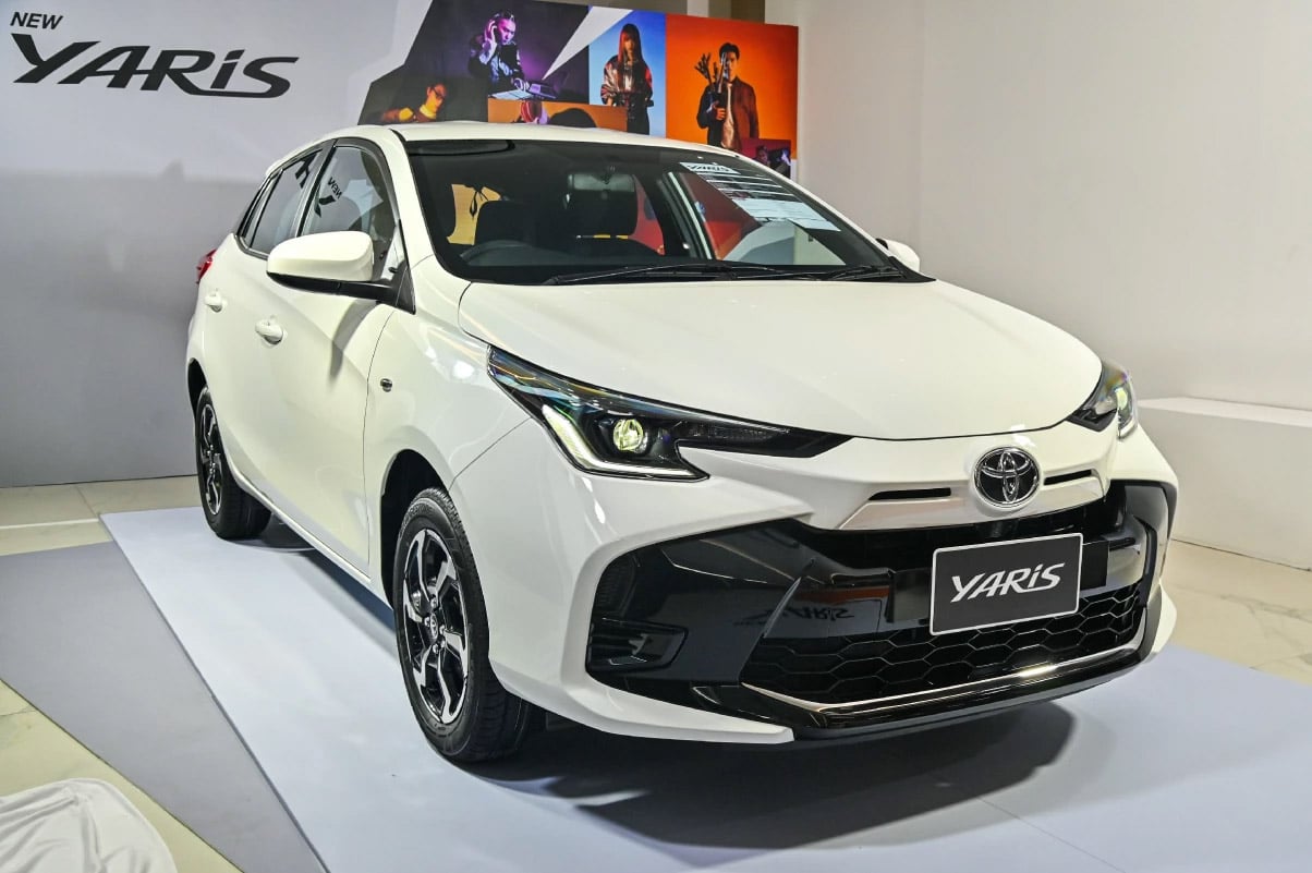 2023-Toyota-Yaris-facelift-Sport-Thailand-debut-2.jpg