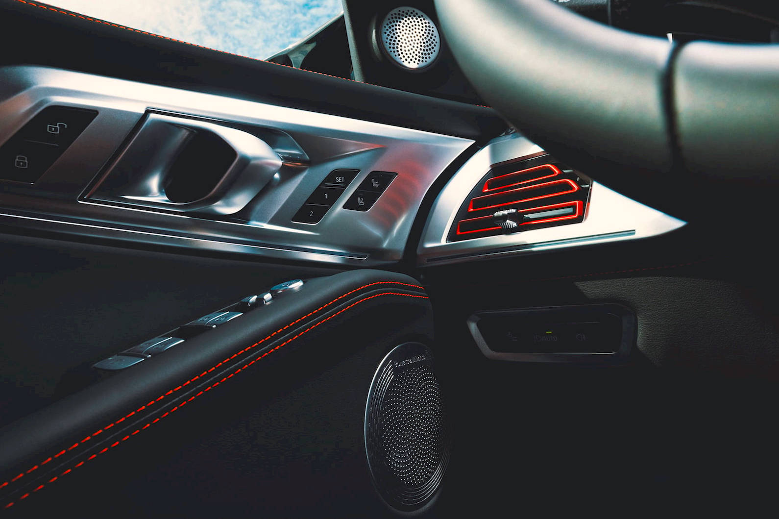 2024-BMW-XM-Label-Red-10.jpg