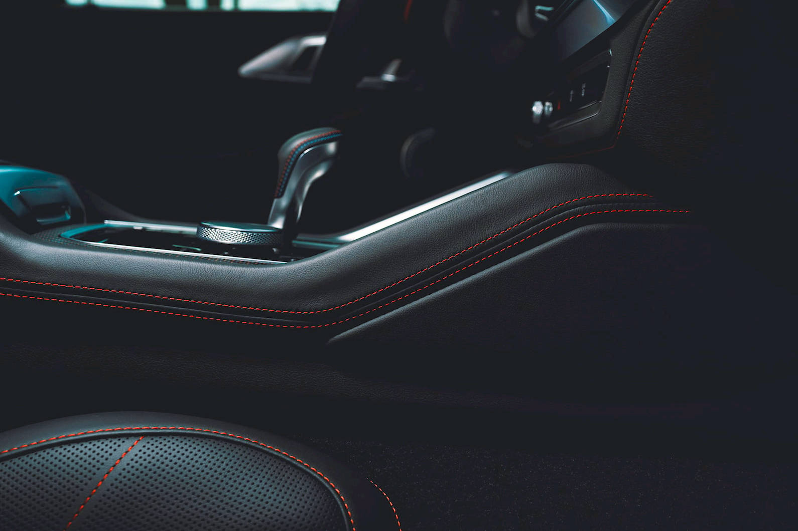2024-BMW-XM-Label-Red-12.jpg