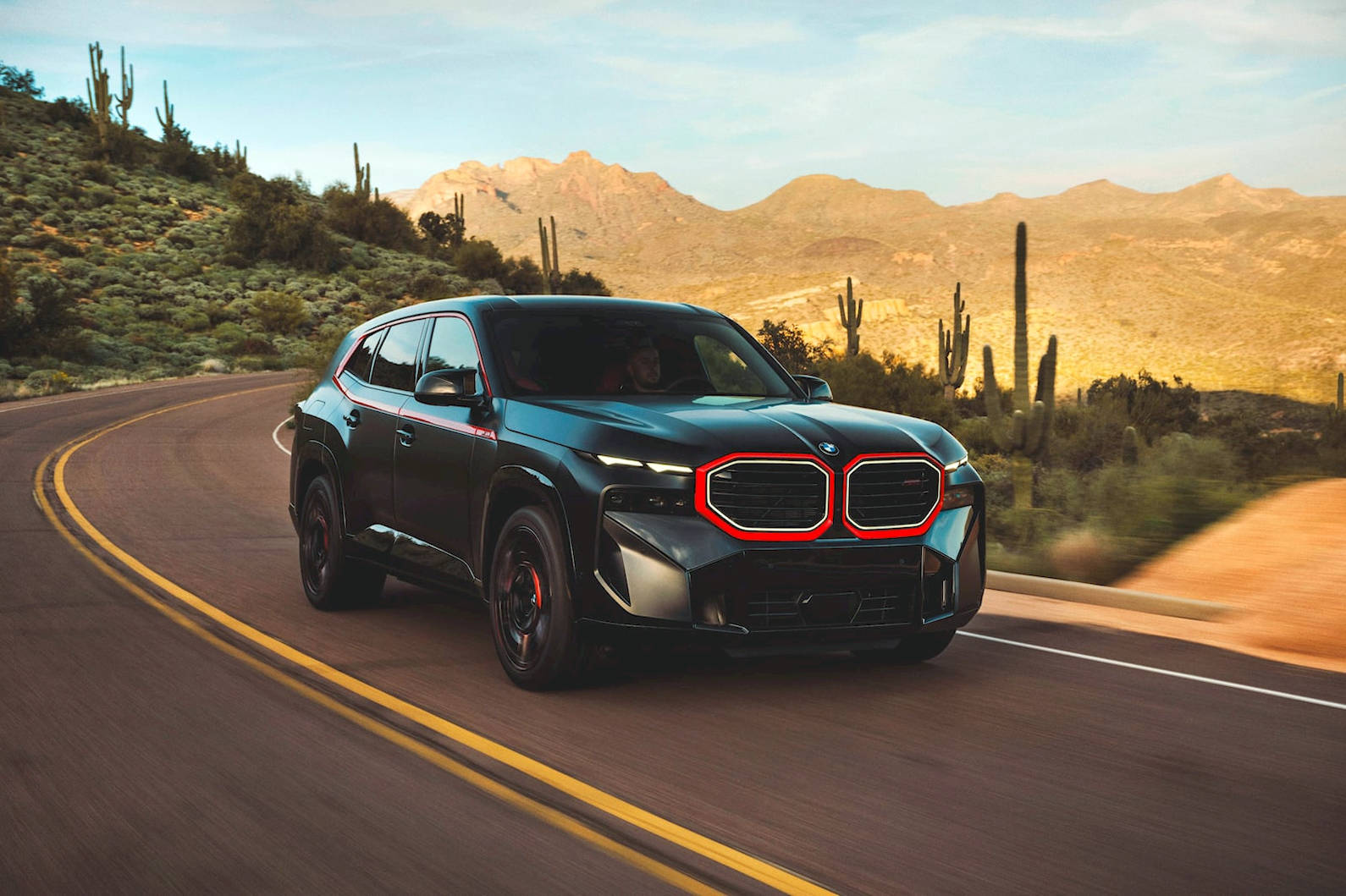 2024-BMW-XM-Label-Red-16.jpg