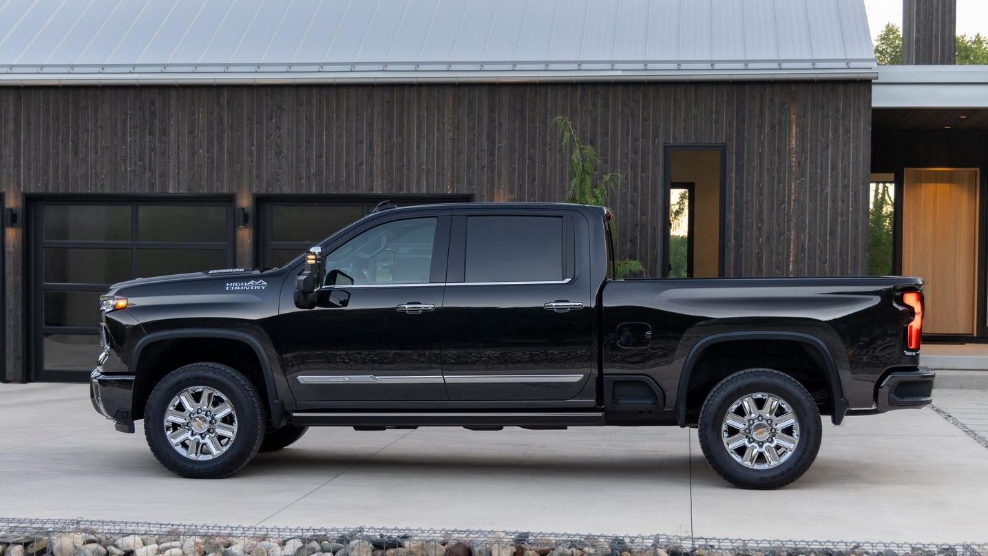 2024-Chevrolet-Silverado-HD-15.jpg