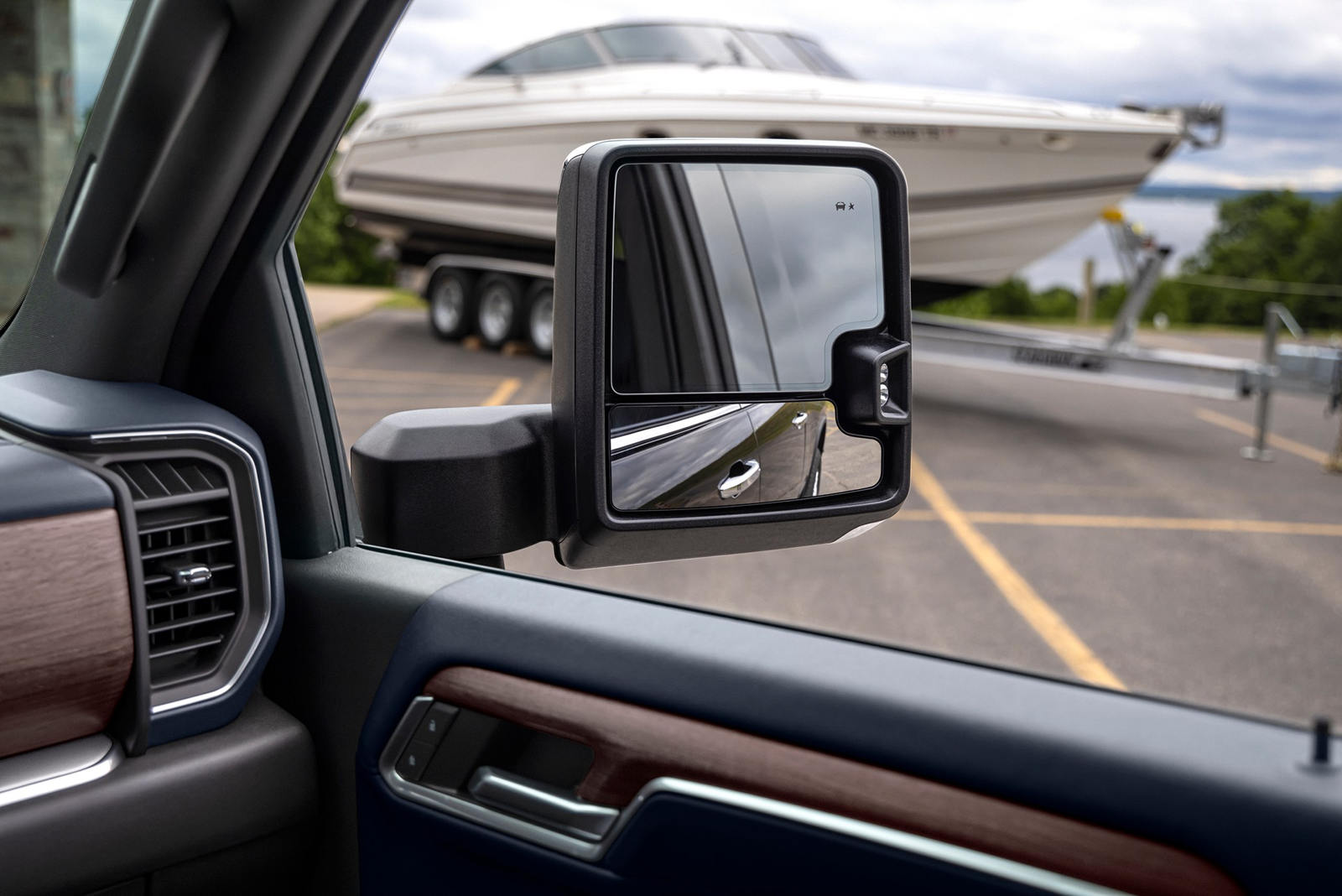 2024-Chevrolet-Silverado-HD-9.jpg