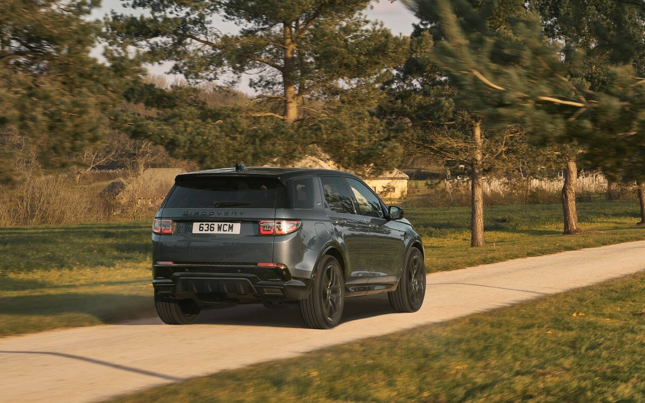 2024-land-rover-discovery-sport-01.jpg