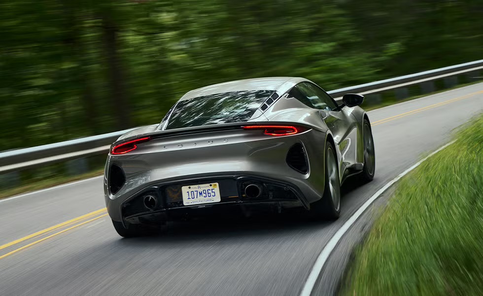 2024-lotus-emira-103-654bb252953eb.jpg