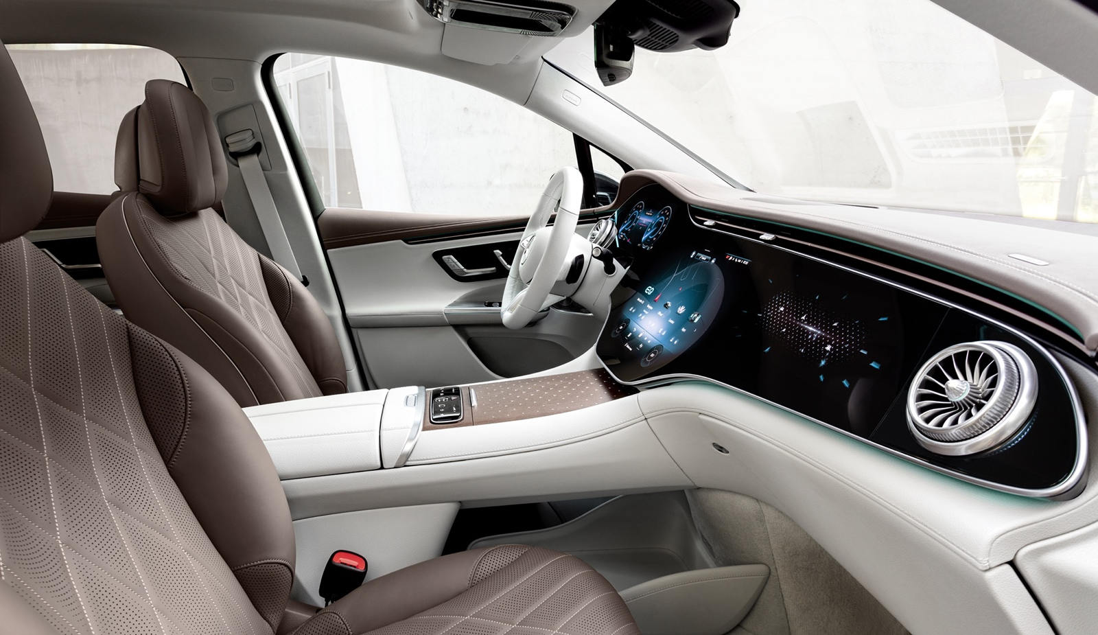 2024-Mercedes-Benz-EQE-SUV-13.jpg