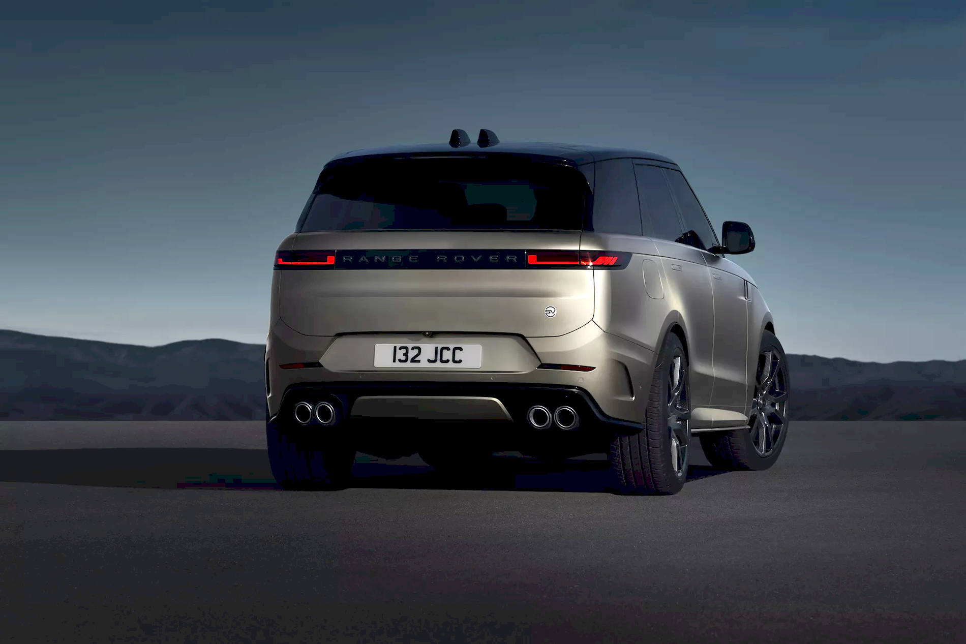 2024-range-rover-sport-sv-00003.jpg