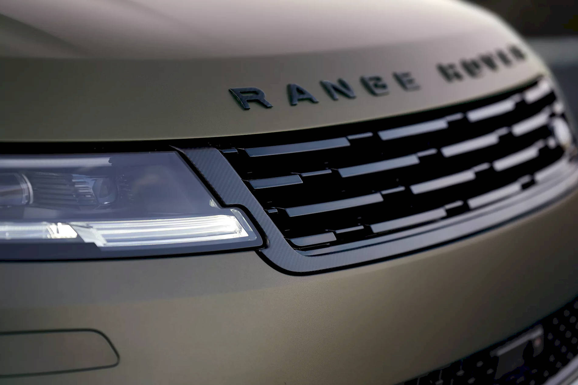 2024-range-rover-sport-sv-00010.jpg