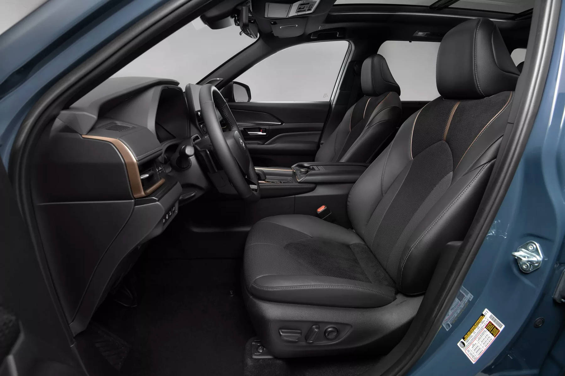2024-Toyota-Grand-Highlander-13.jpg