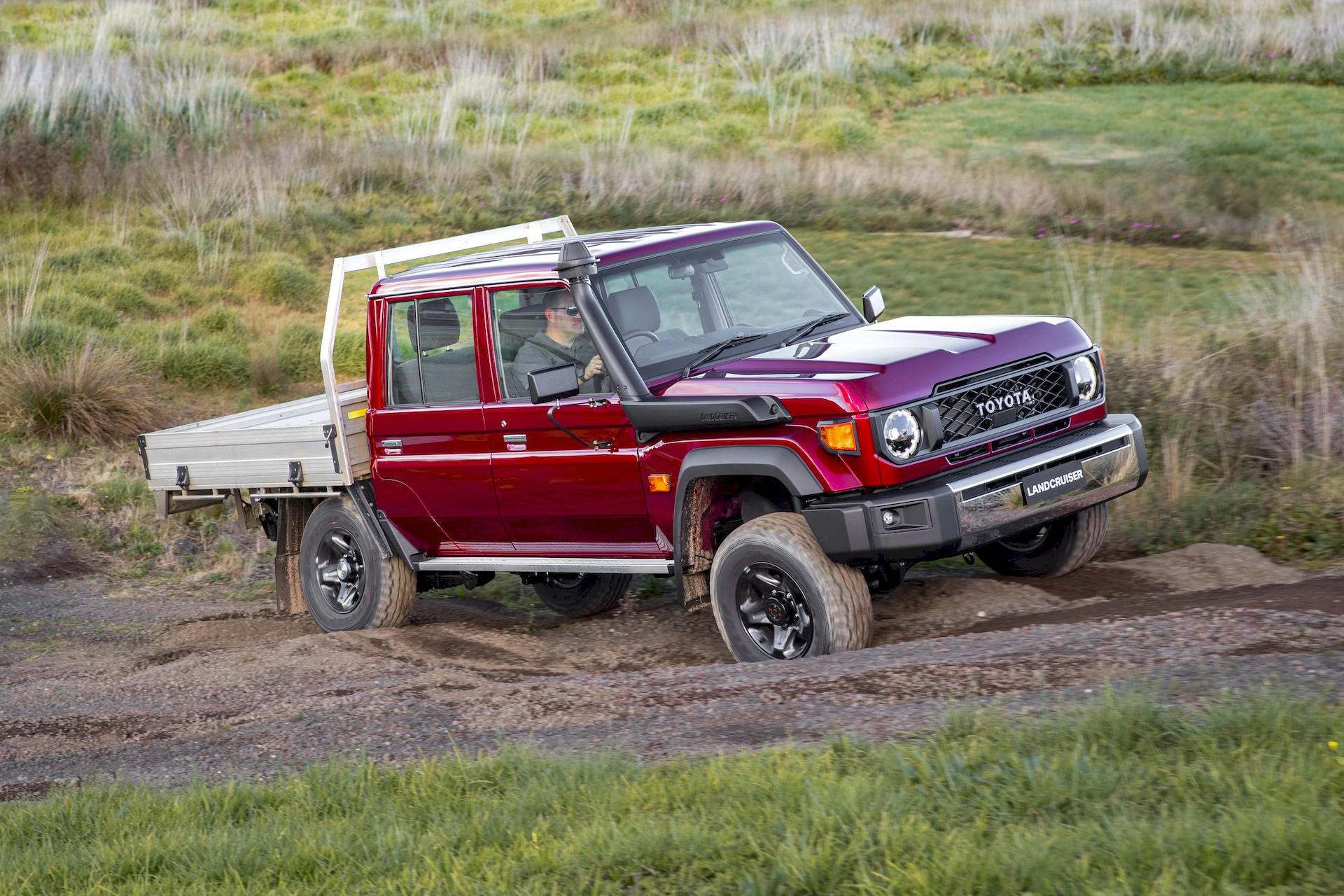 2024-Toyota-Land-Cruiser-70-Series-debut-Australia-4.jpg