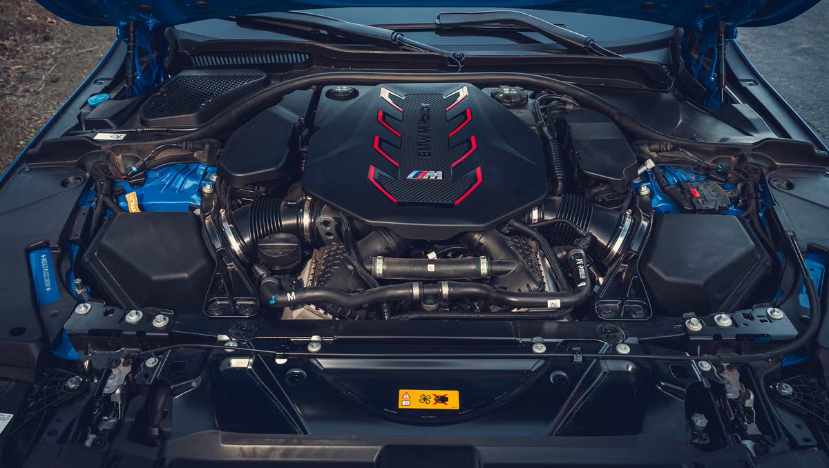 2025-bmw-m5-115-67b61982cd4d7.jpg