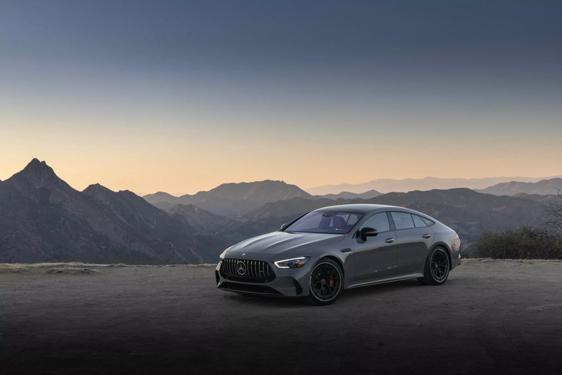 2025-Mercedes-AMG-GT-63-S-E-Performance-6 (Medium).jpeg