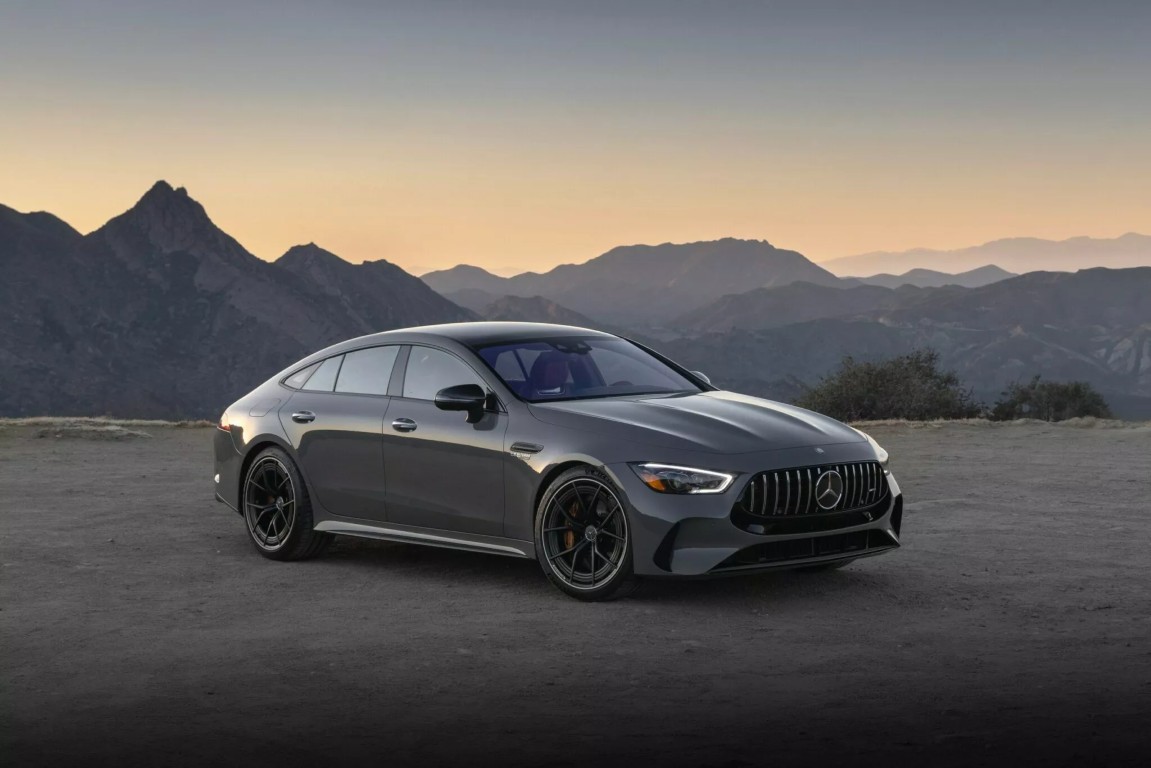 2025-Mercedes-AMG-GT-63-S-E-Performance-7-2048x1366 (Medium).jpeg