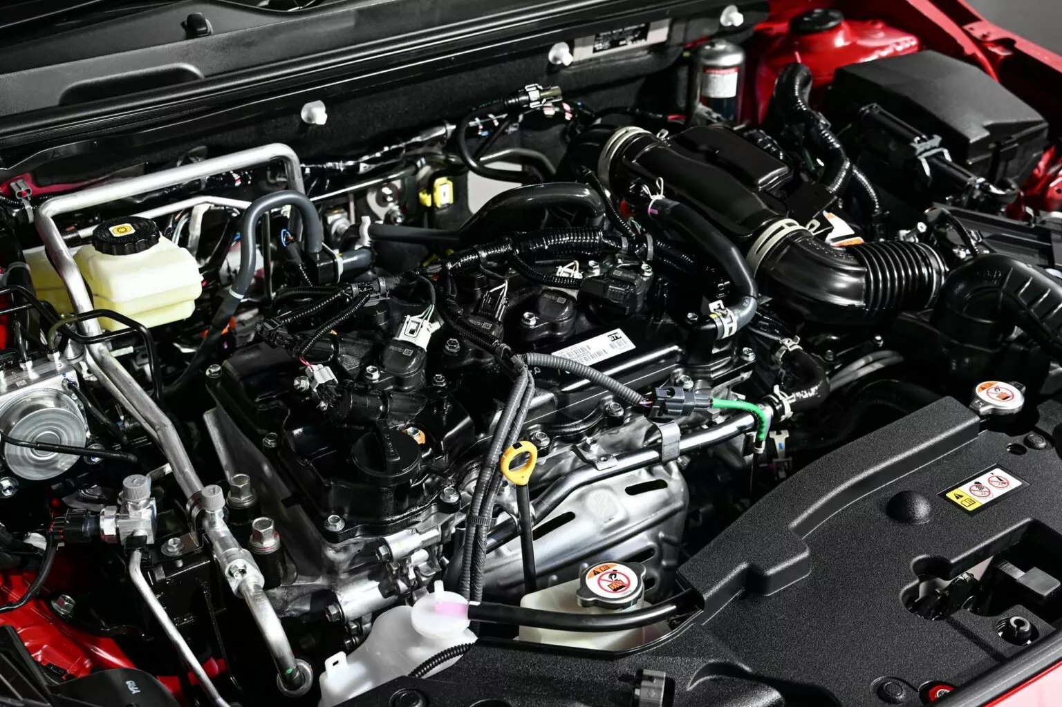 2025-Toyota-Yaris-Ativ-HEV-GR-Sport-49-1536x1023.jpeg