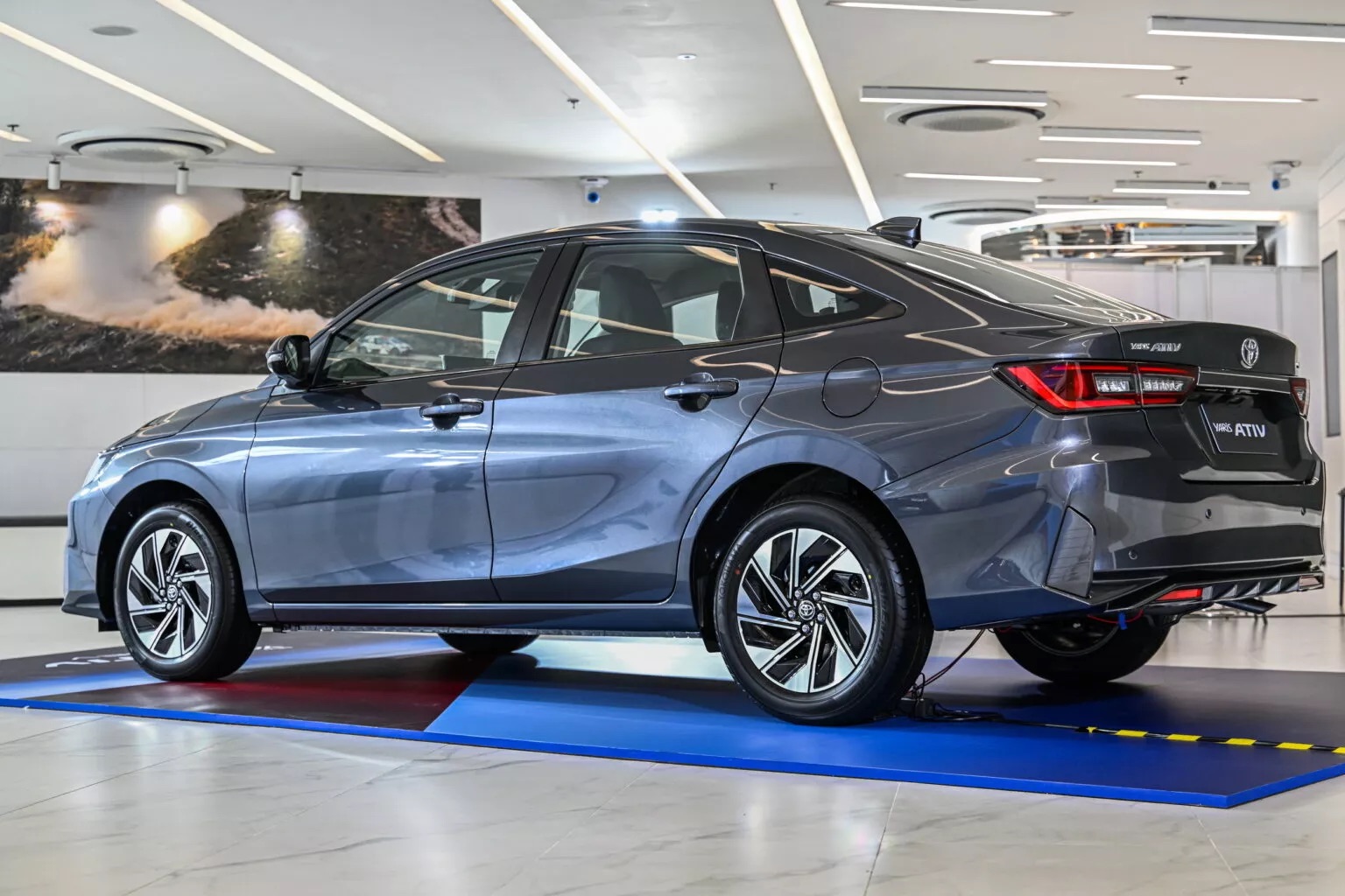 2025-Toyota-Yaris-Ativ-HEV-Premium-4-1536x1024.jpeg