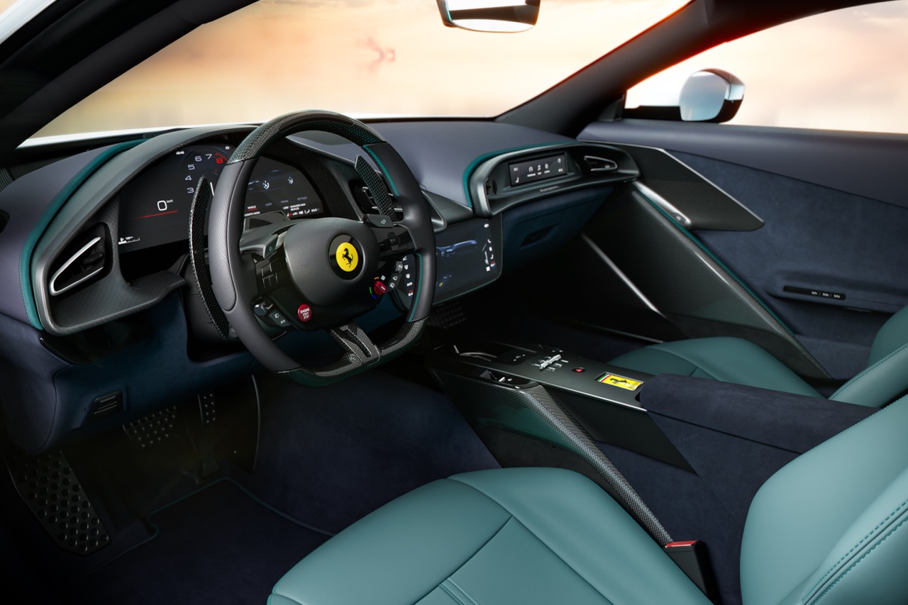 20250623_INTERNI_Vista_Plancia_Lato_Driver_16_REV1_3_2 Large.jpeg