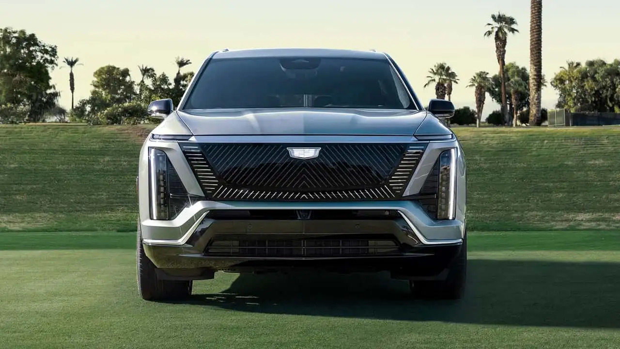 2026-cadillac-vistiq-_1_.jpg