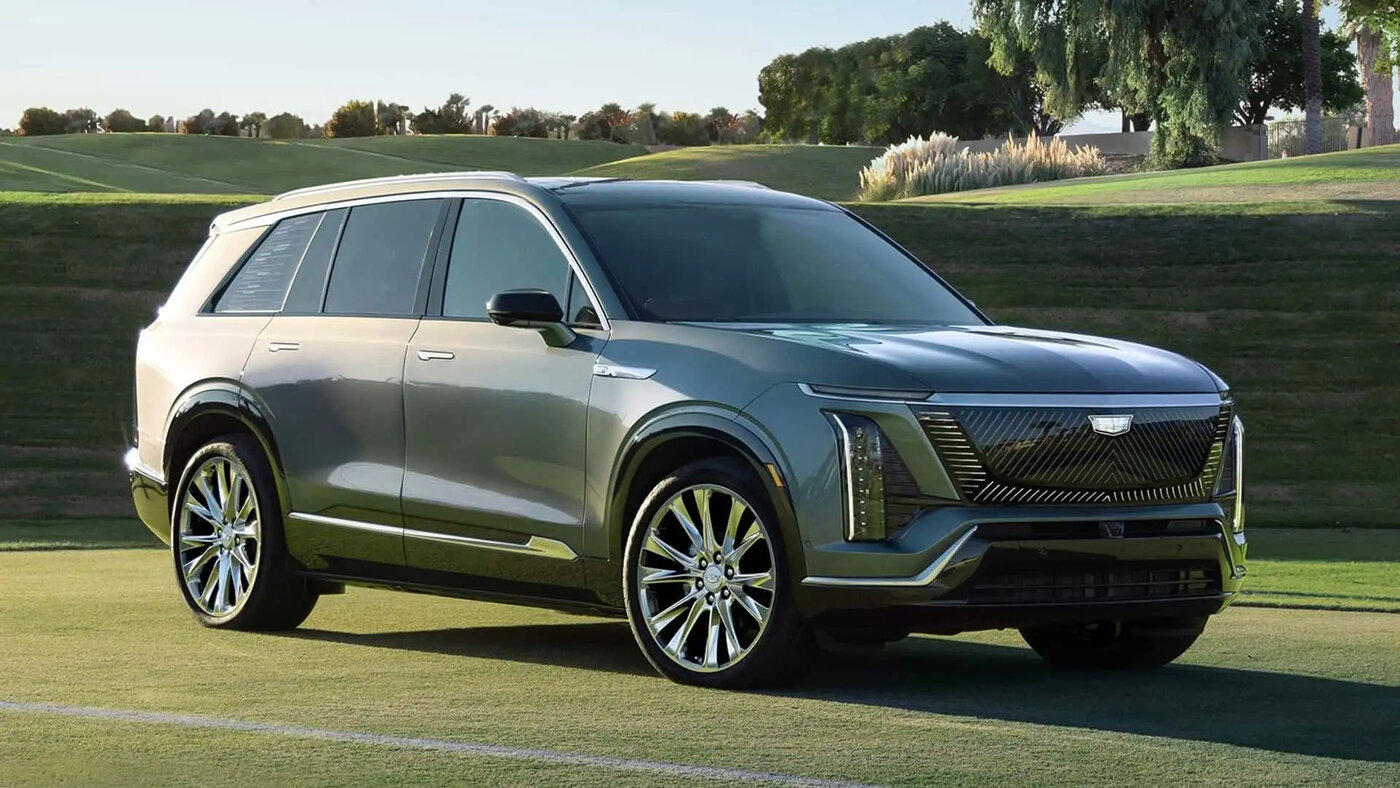 2026-cadillac-vistiq.jpg