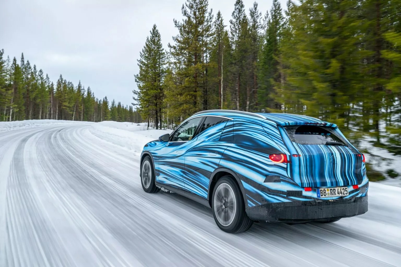 2026-Mercedes-GLC-with-EQ-Technology-303-28-1536x1024.jpeg