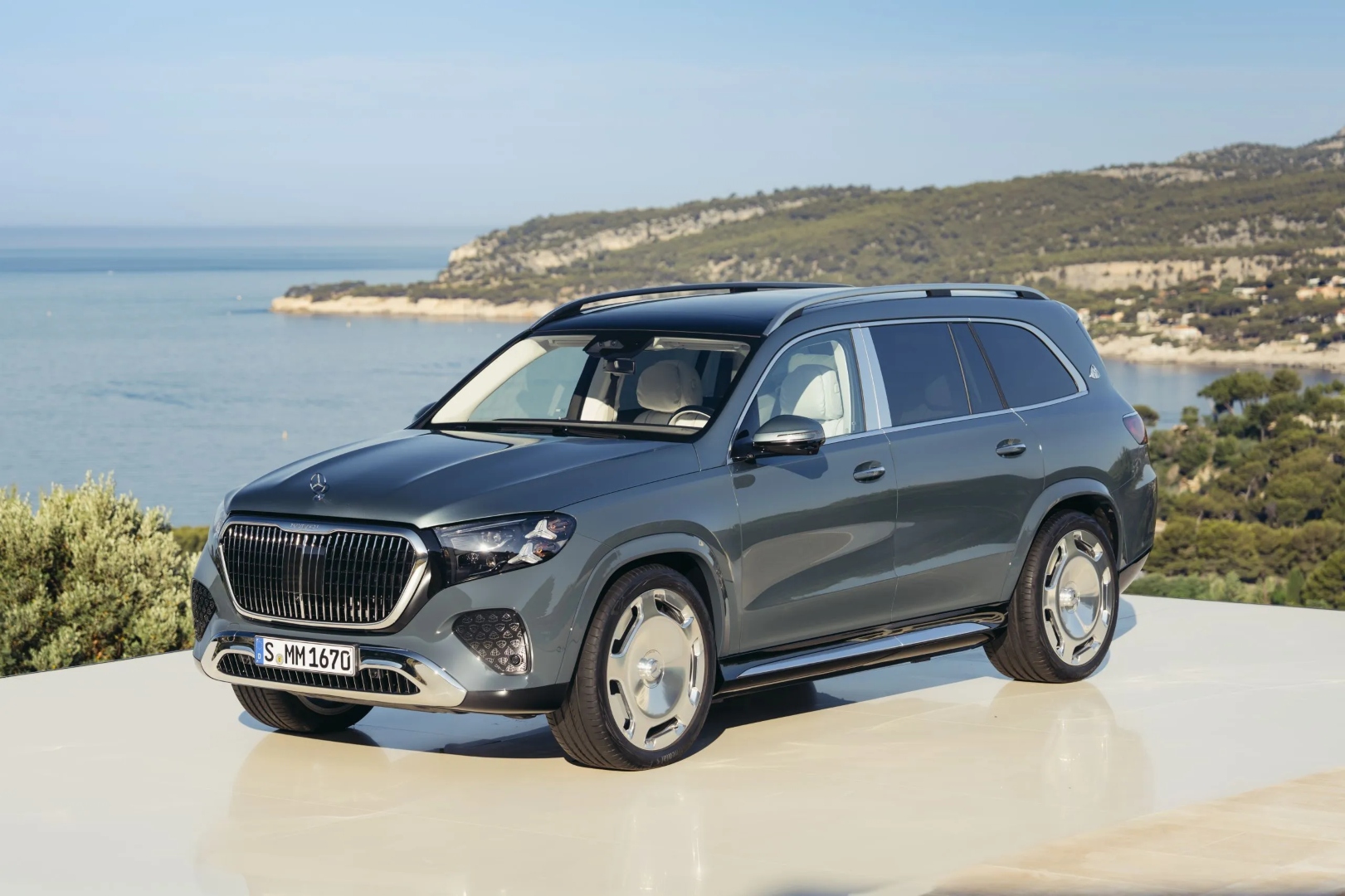 2026-Mercedes-Maybach-GLS-680-02 (Large).jpeg