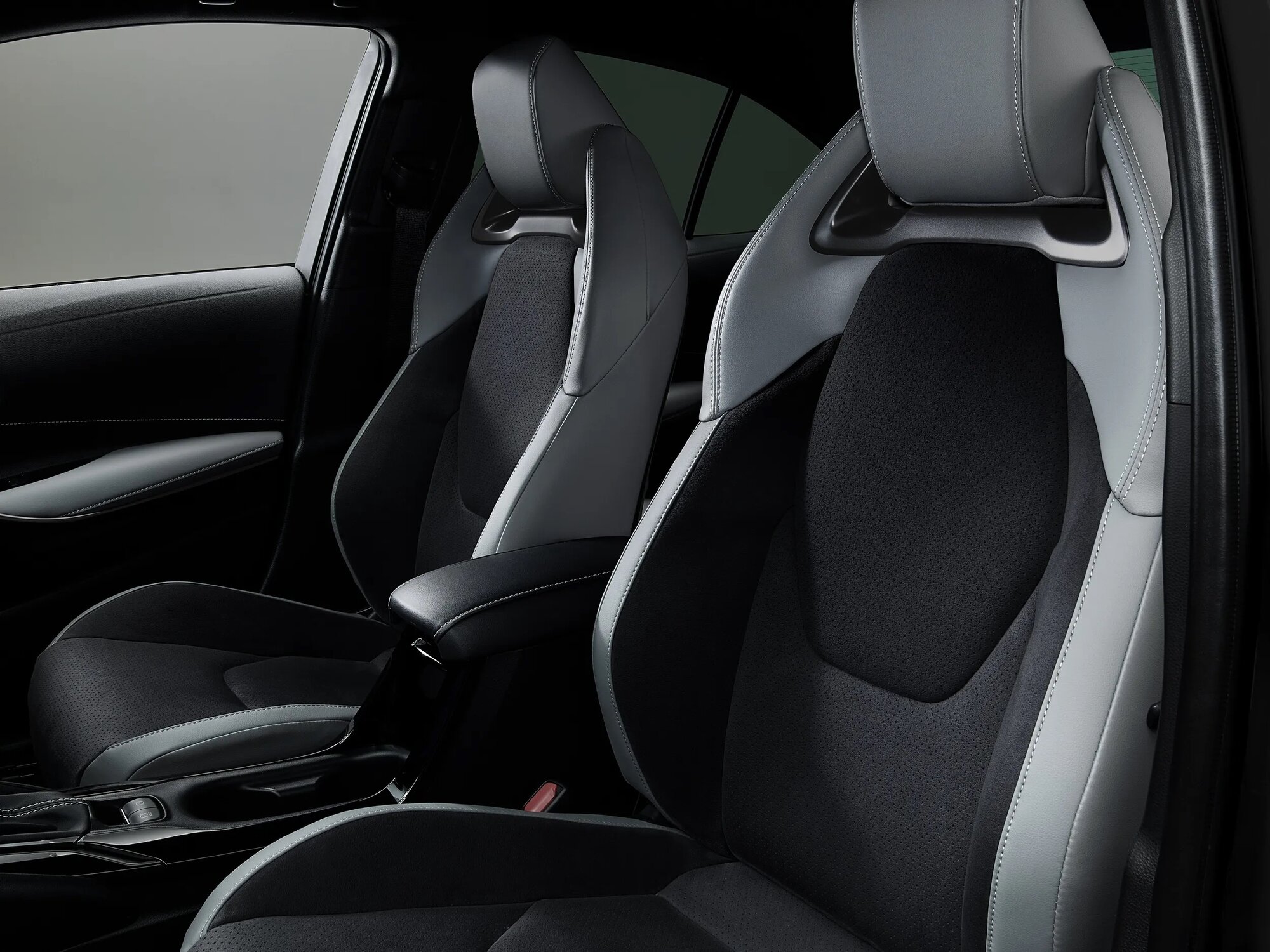 2026-Toyota-Corolla-Active-Sport-60th-Anniversary-Japan-19.jpeg